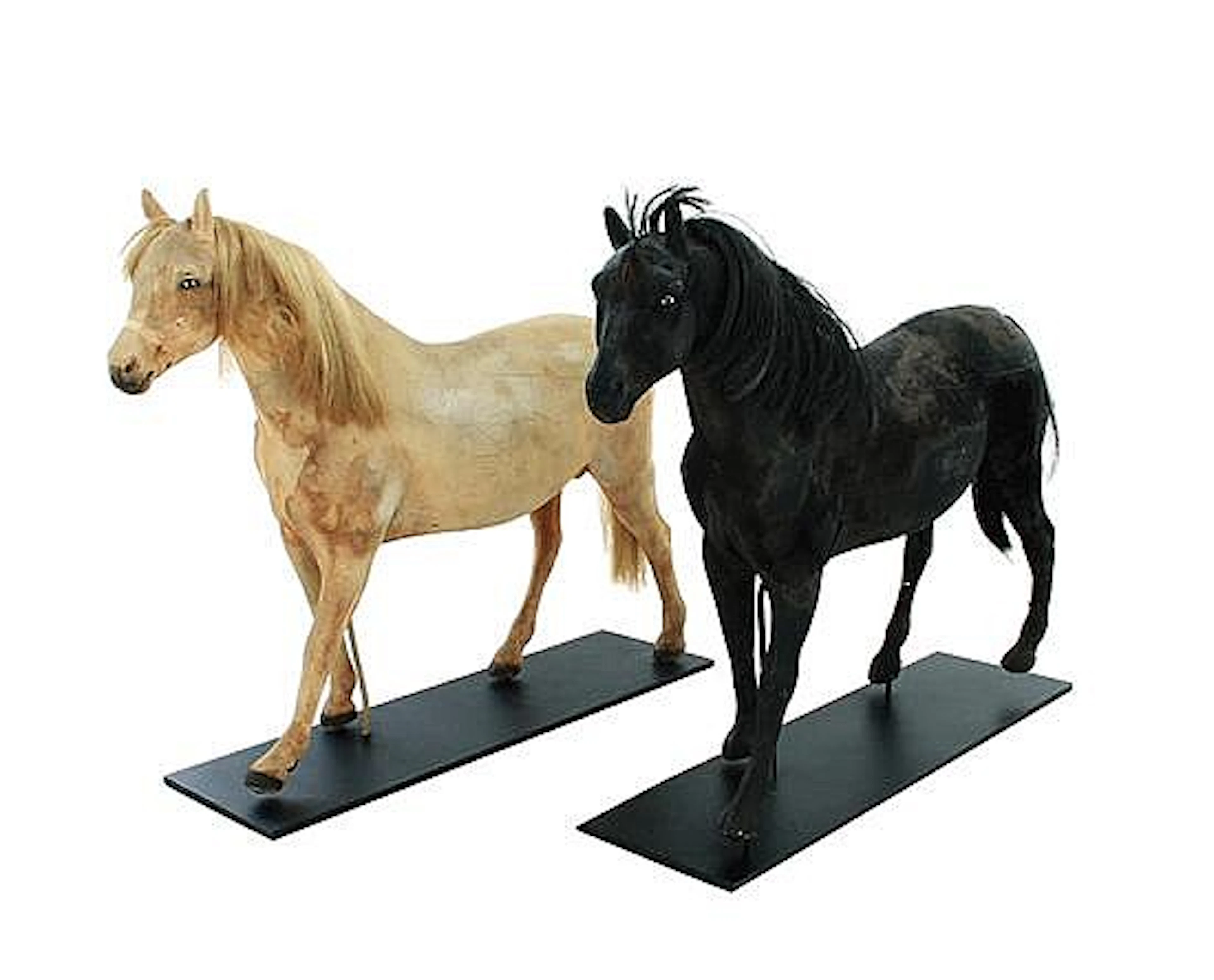 Pair Continental stallion models (2pcs)