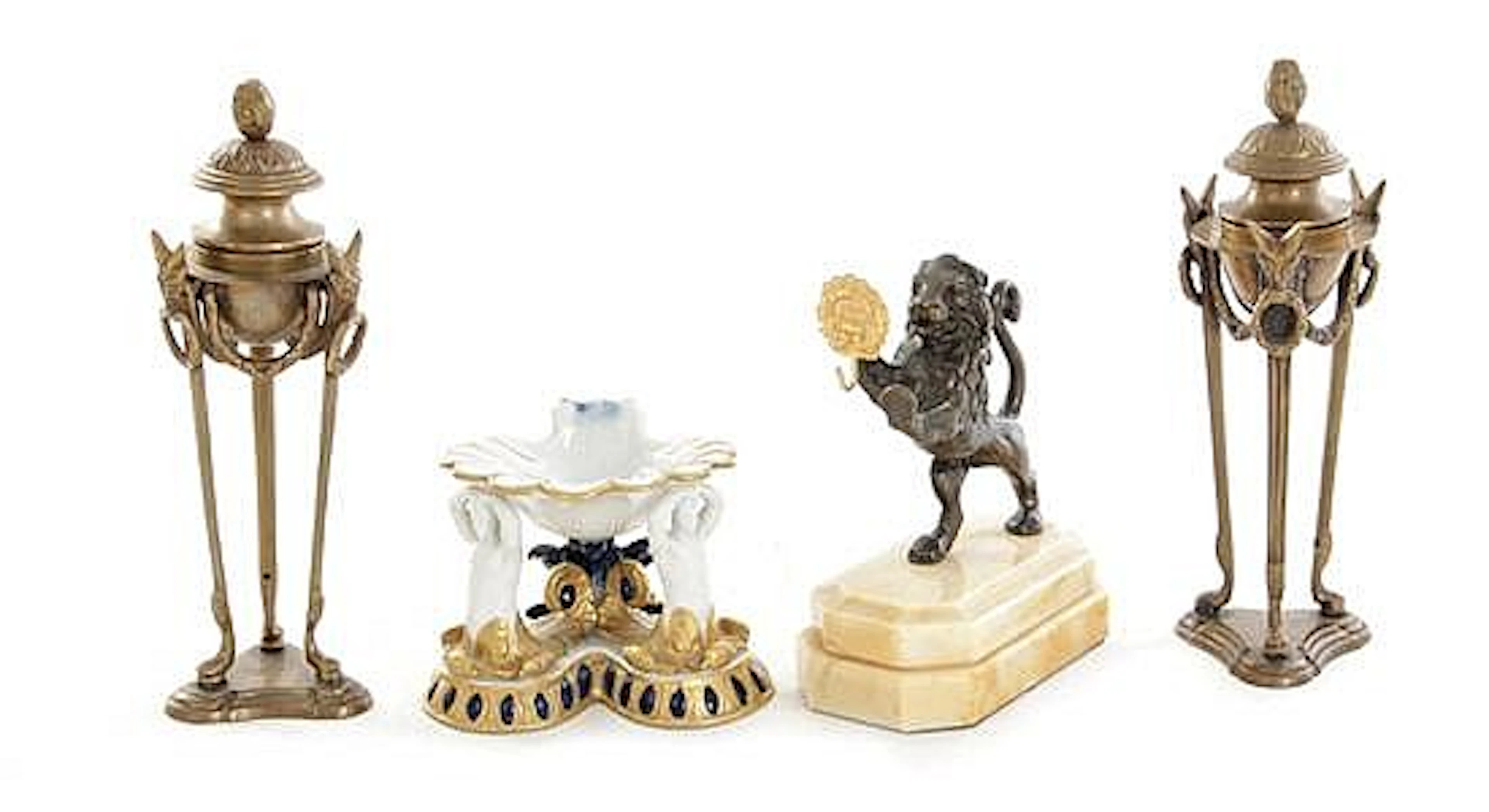 Collection decorative objects (4pcs)
