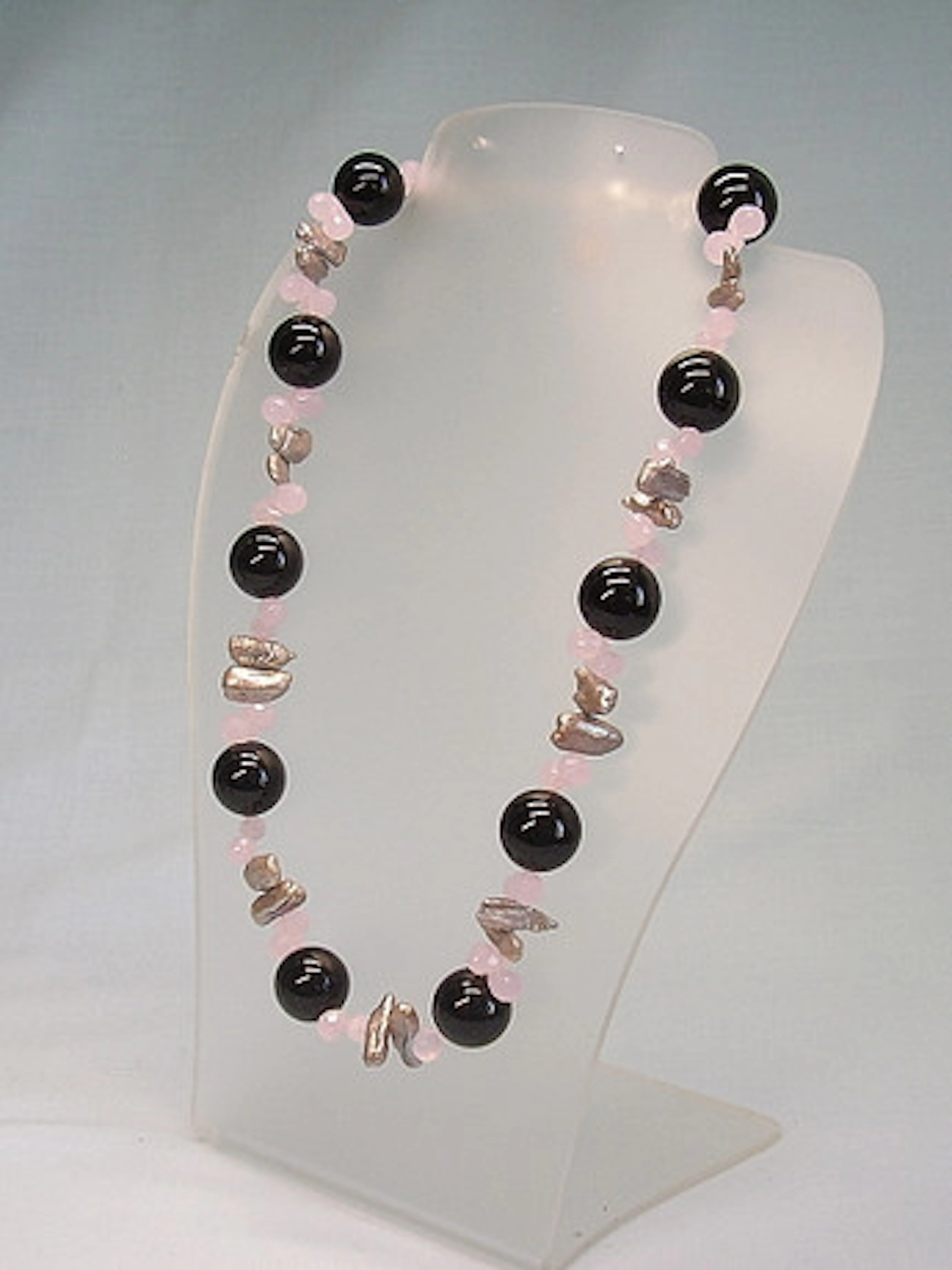 ONYX ROSENKVARTS HALSBAND UNIK.