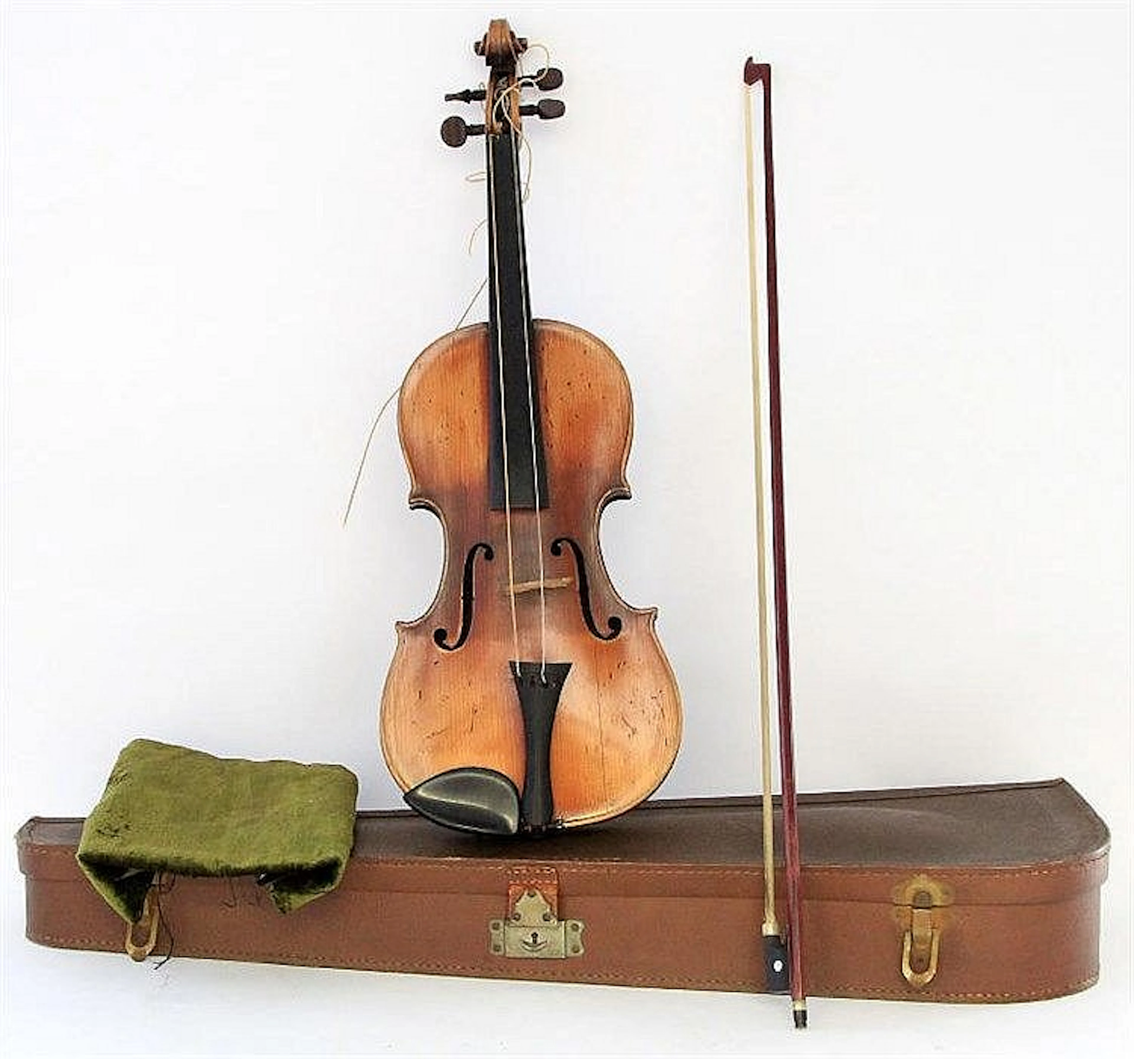 An English violin by John Betts With single piece