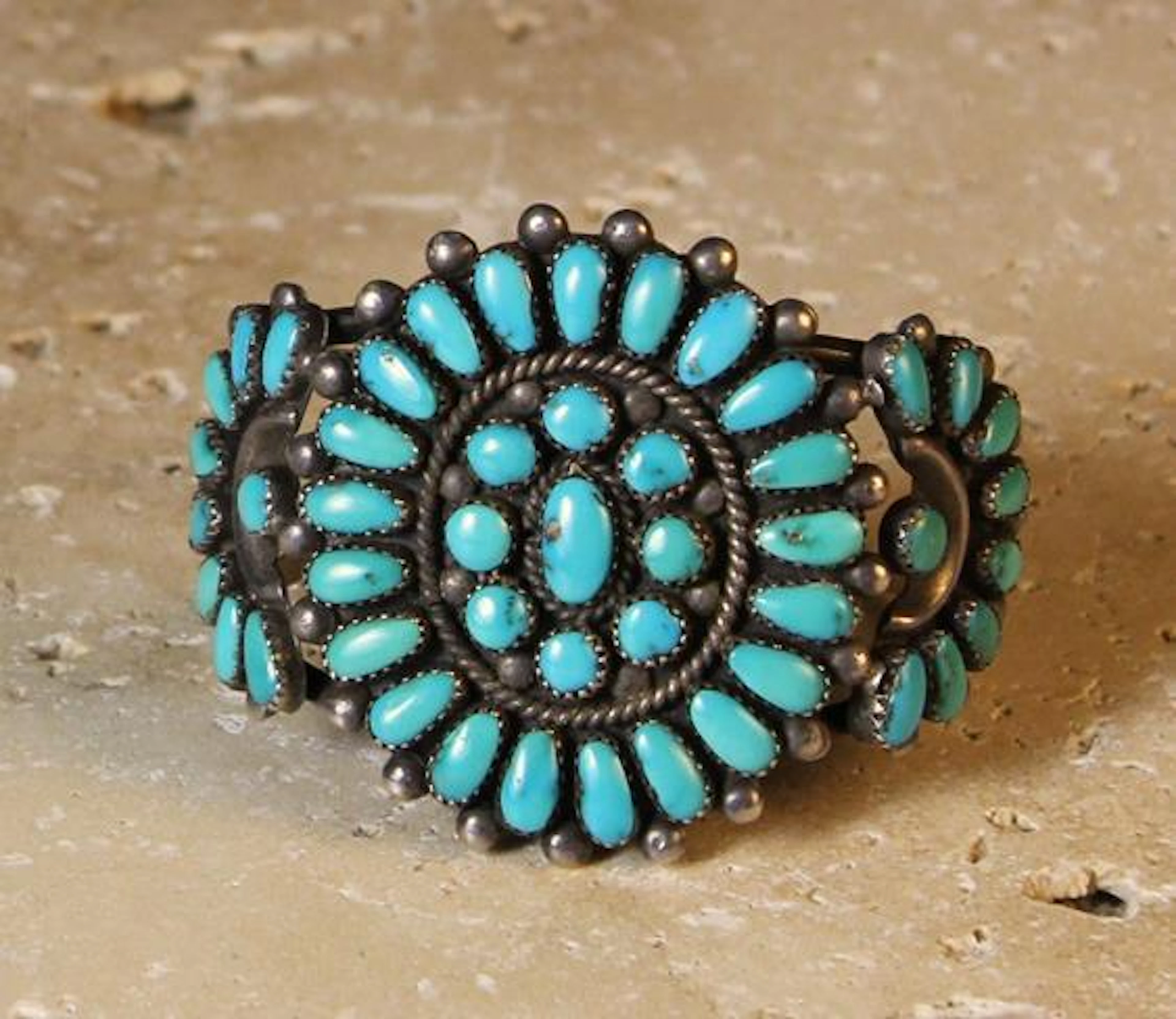 A Beautifully Crafted Navajo/Zuni Vintage Silver Cuff Bangle