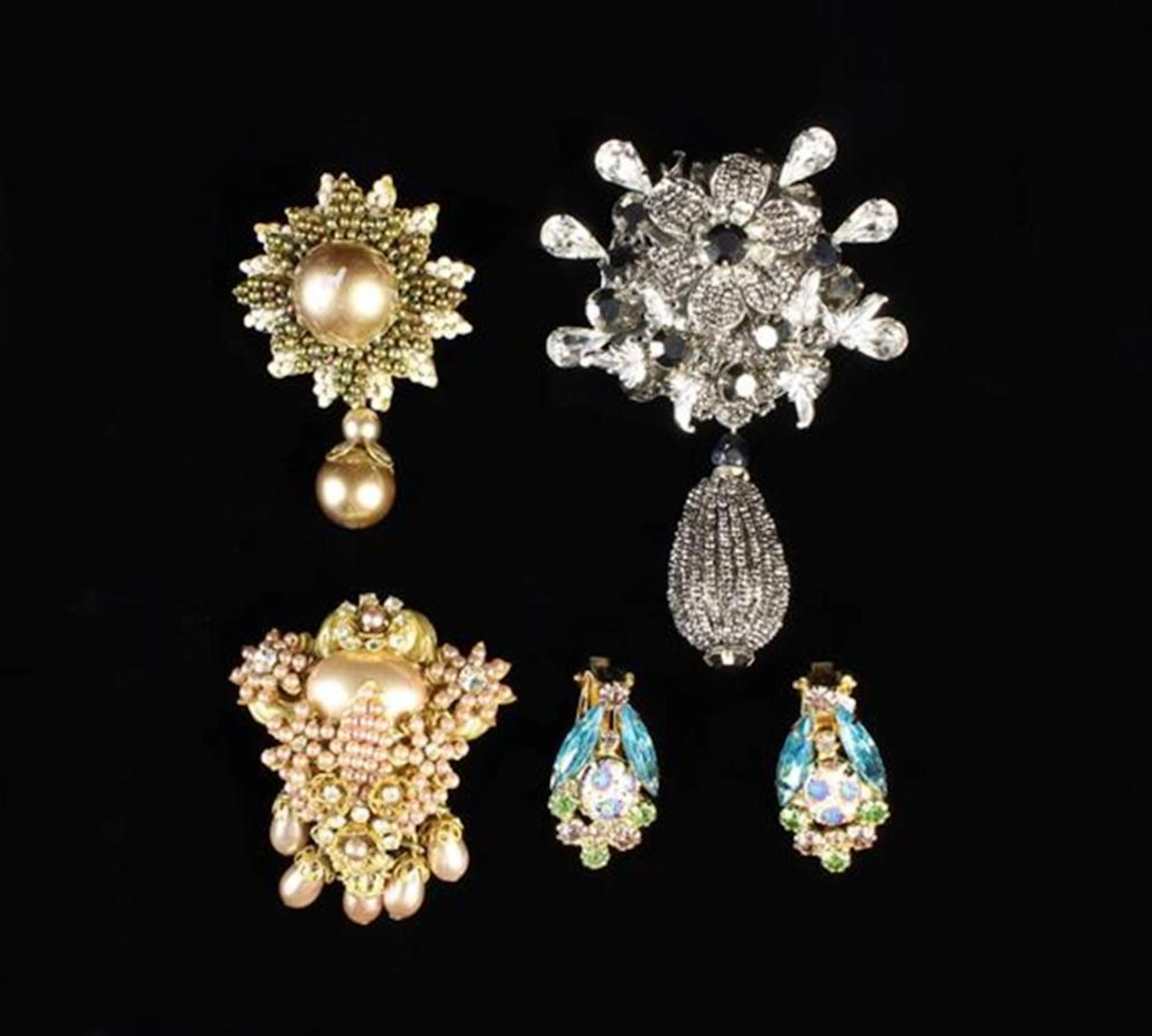 Three Vintage New York Designer Brooches and a Pair of Designer Earrings