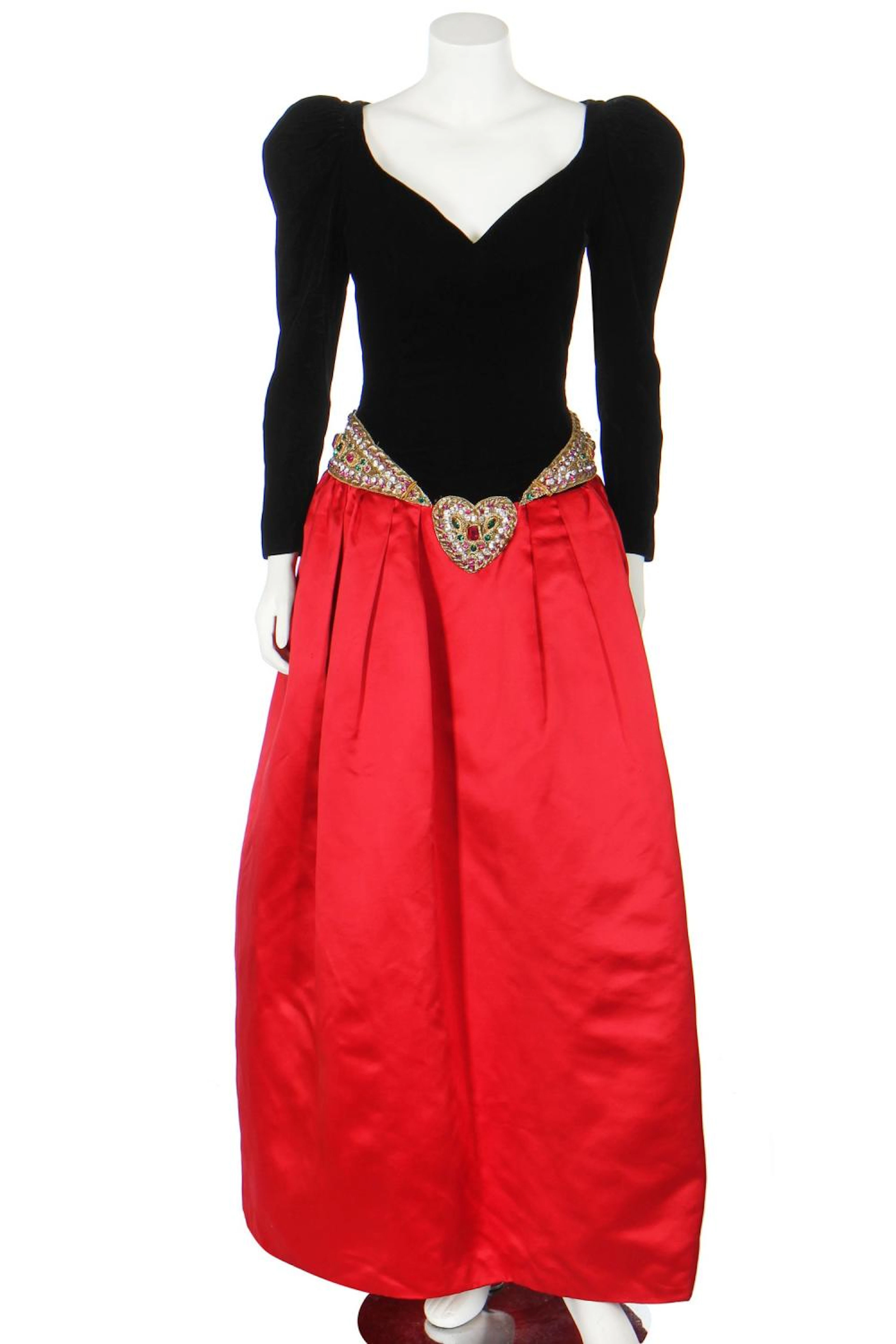 An Oscar de la Renta velvet and satin ballgown, circa 1990,