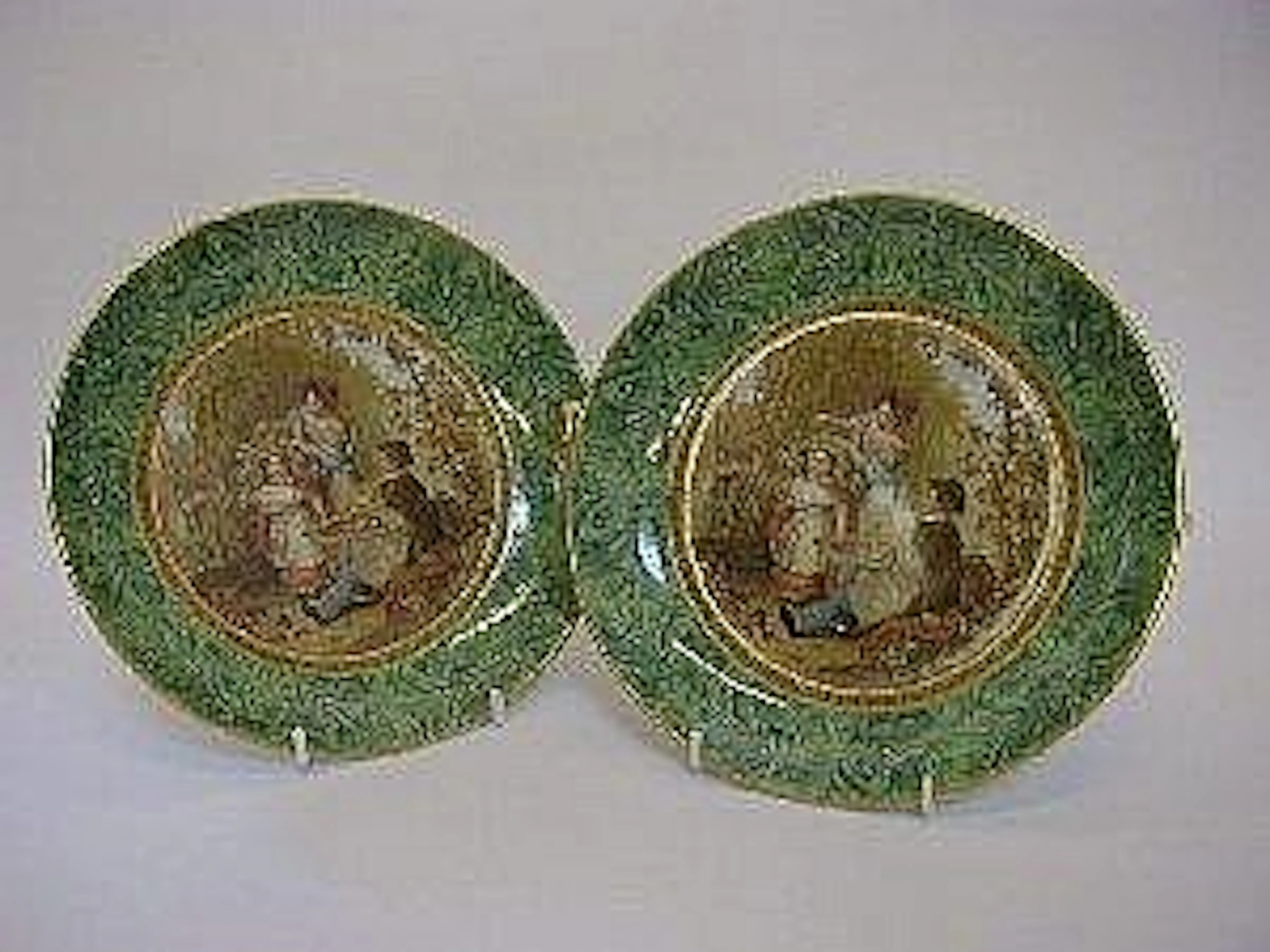 A PAIR OF PRATT PRINTED FOOTED DISHES