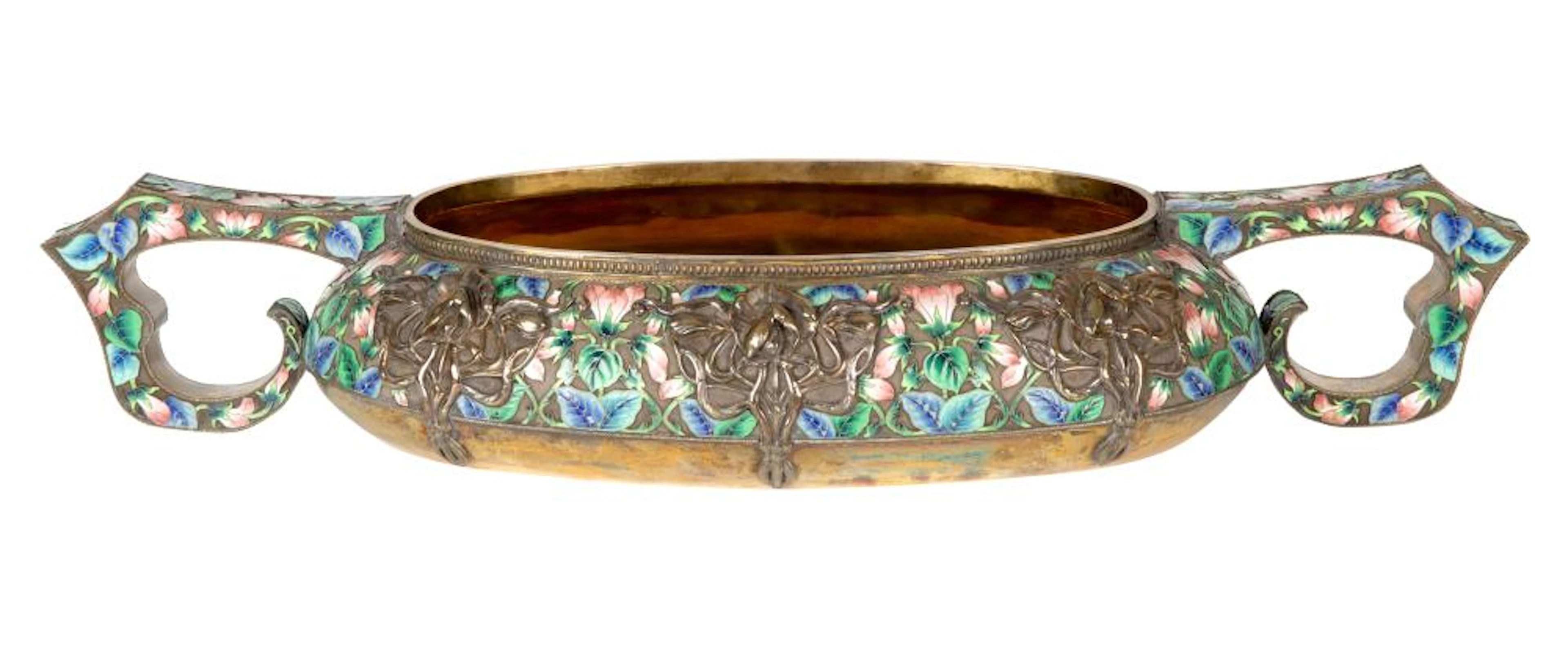 A RUSSIAN FABERGE-STYLE SILVER AND SHADED CLOISONNE ENAMEL SERVING DISH