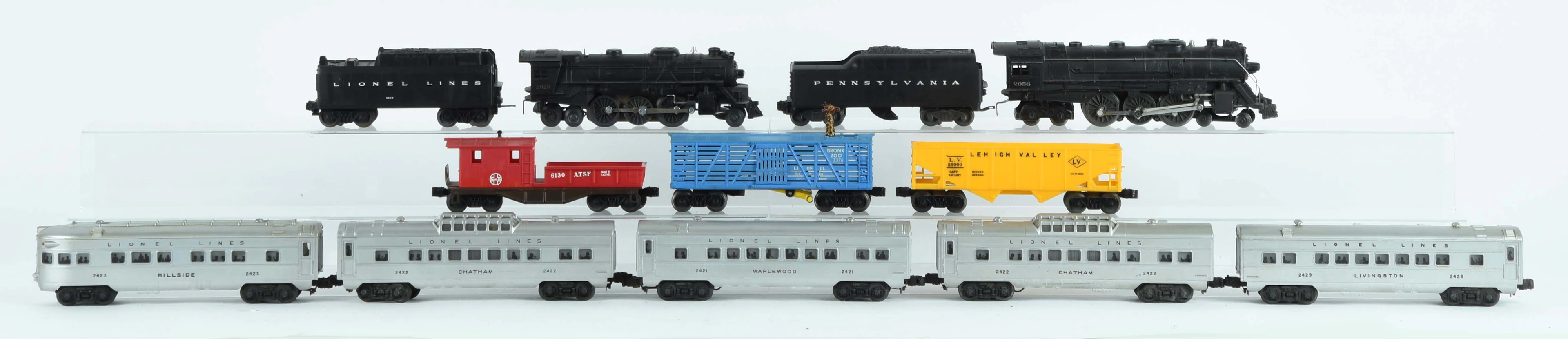 Lot of 16: Lionel Freight & Passenger Sets.