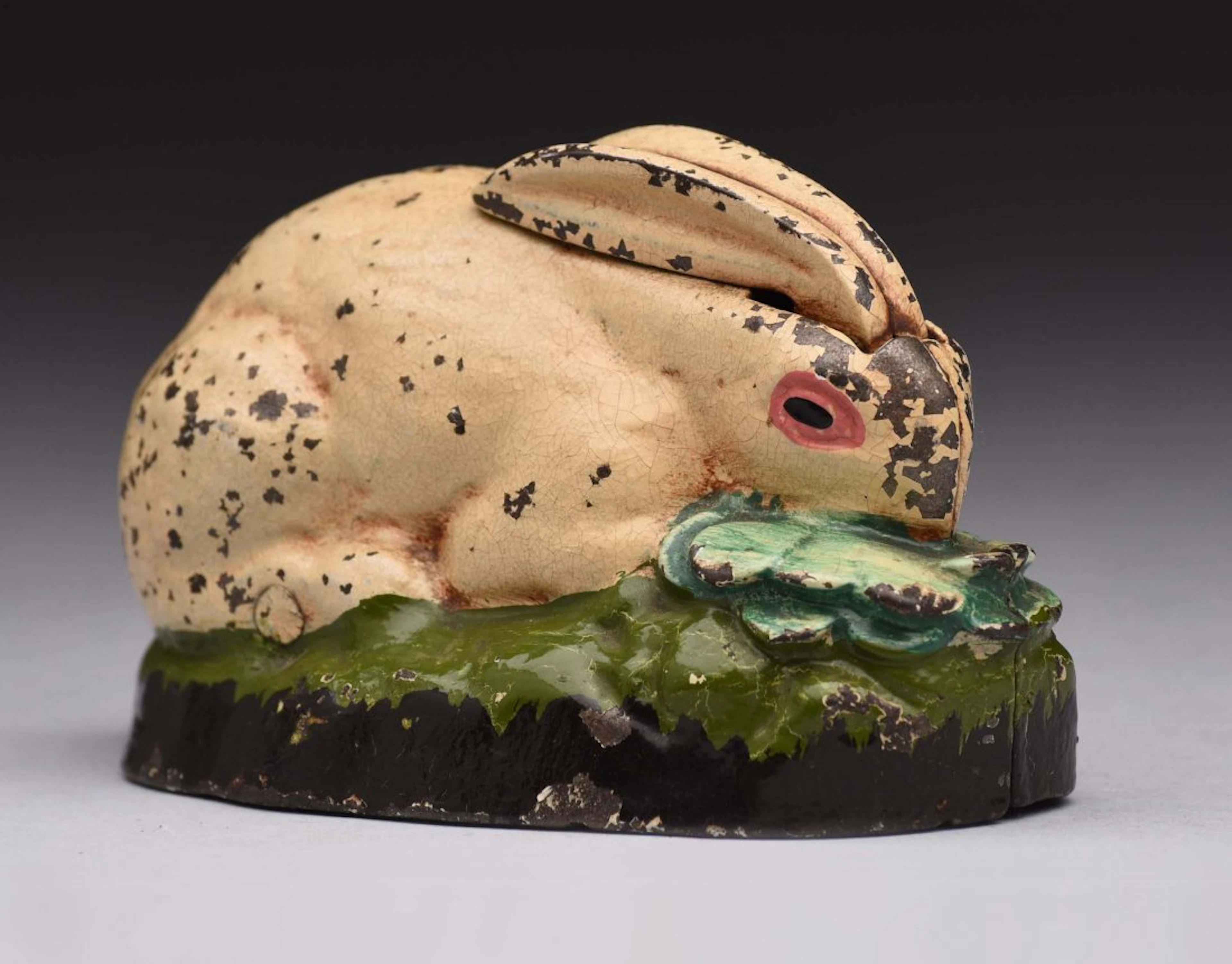 Cast Iron Kilgore Rabbit In Cabbage.