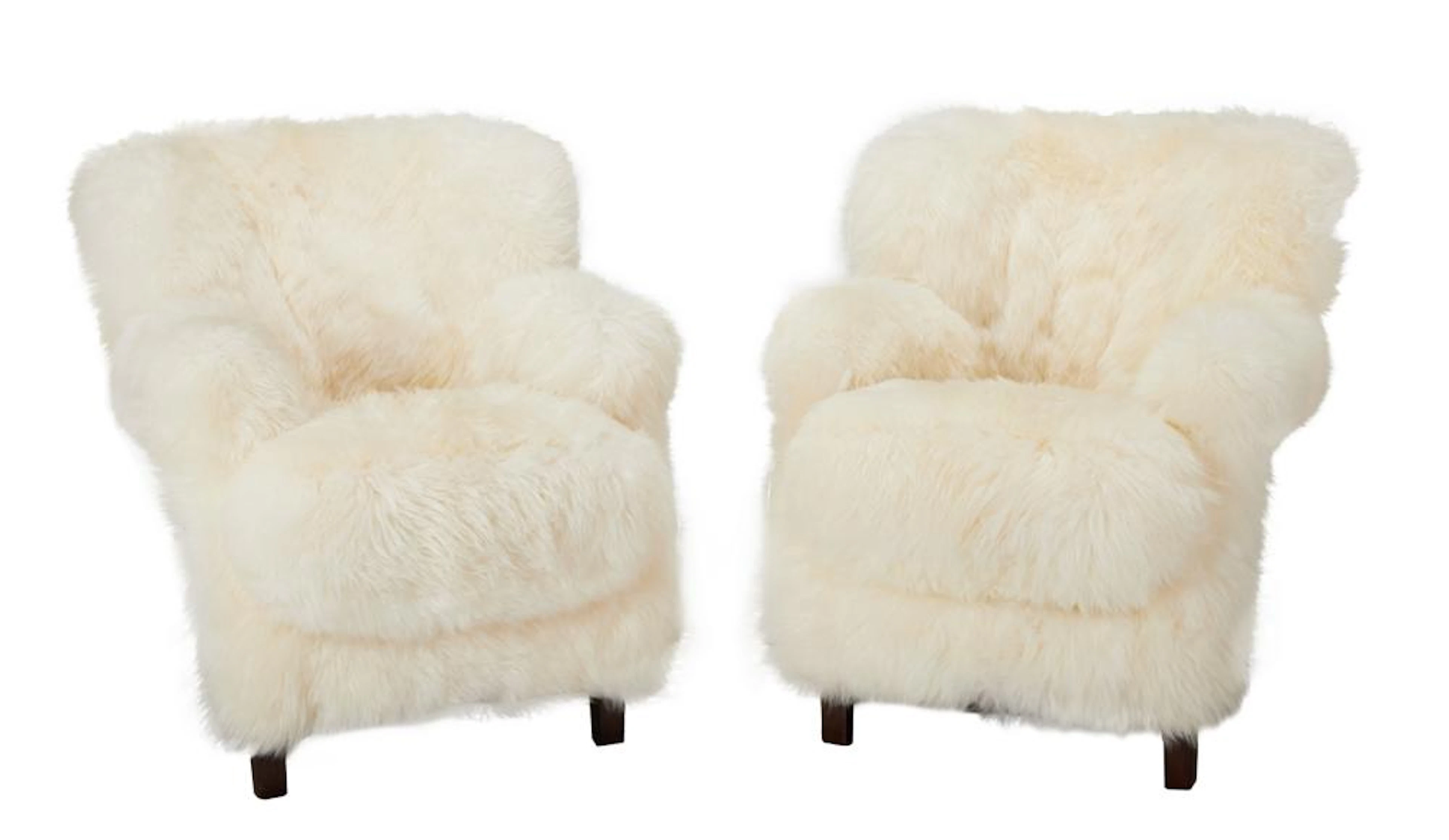 ZZ TOP | DUSTY HILL PAIR OF FUR CHAIRS