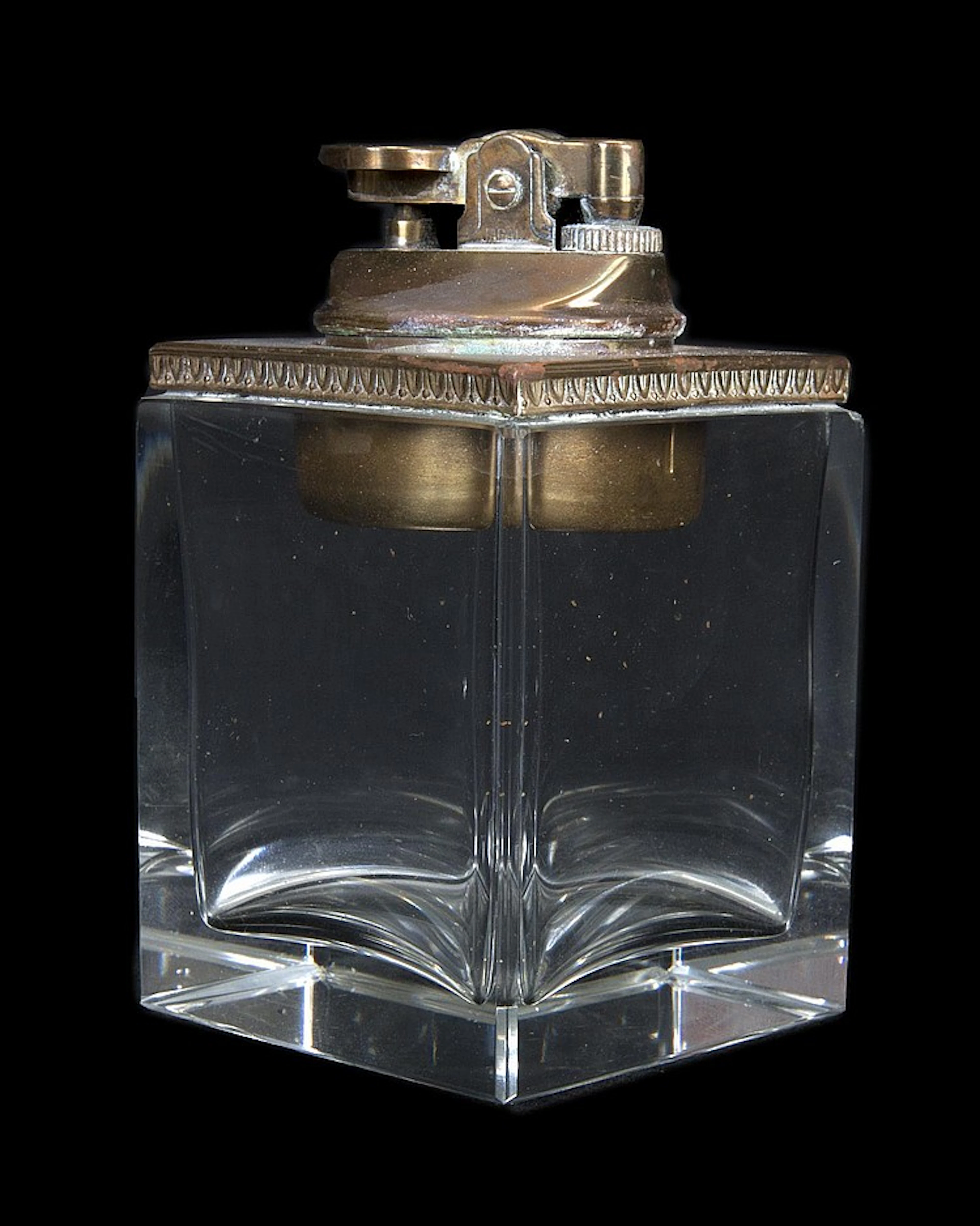 MARLENE DIETRICH CIGARETTE LIGHTER