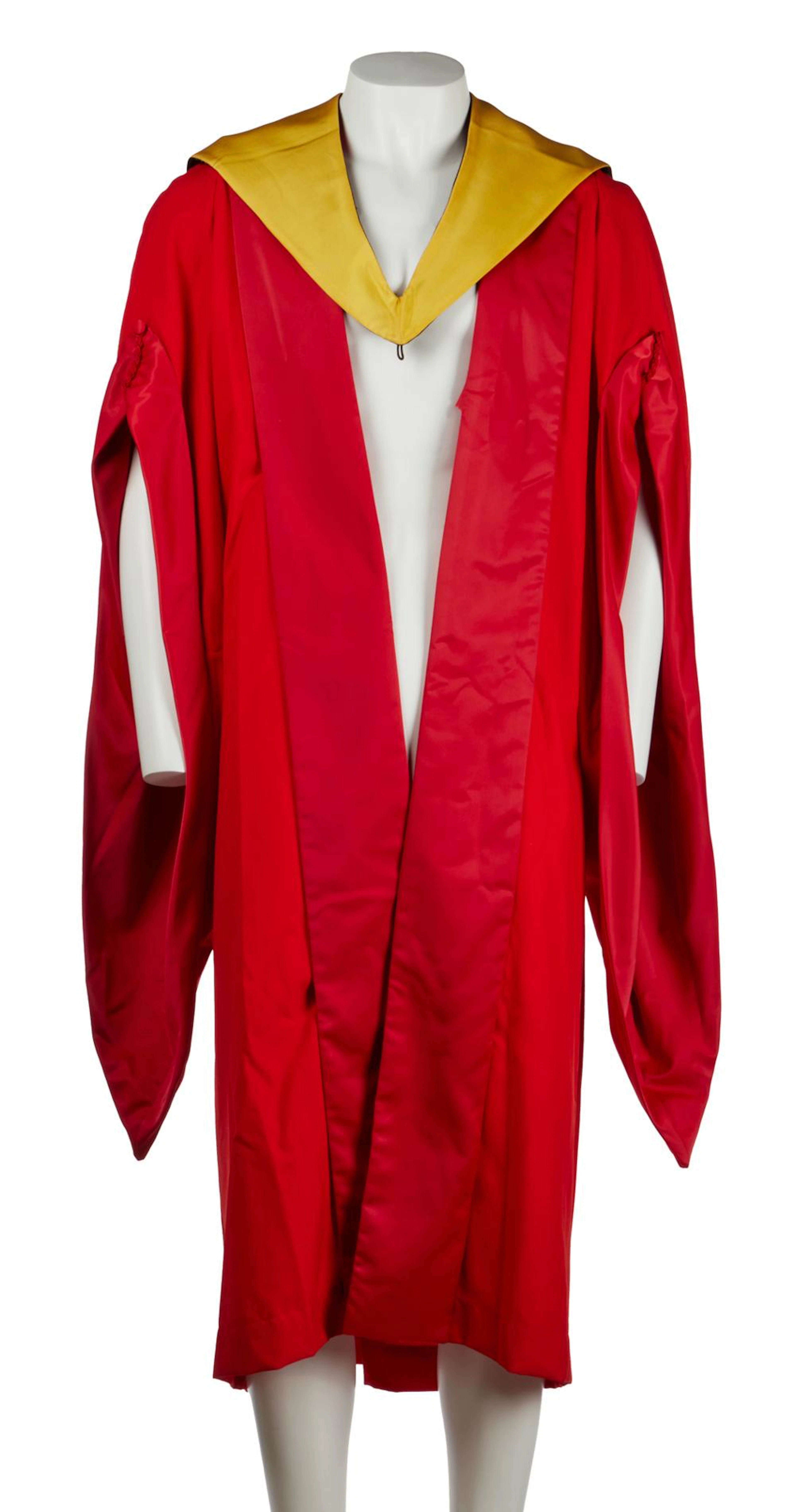 PELE: UNIVERSITY OF EDINBURGH HONORARY DOCTORATE DEGREE ROBE