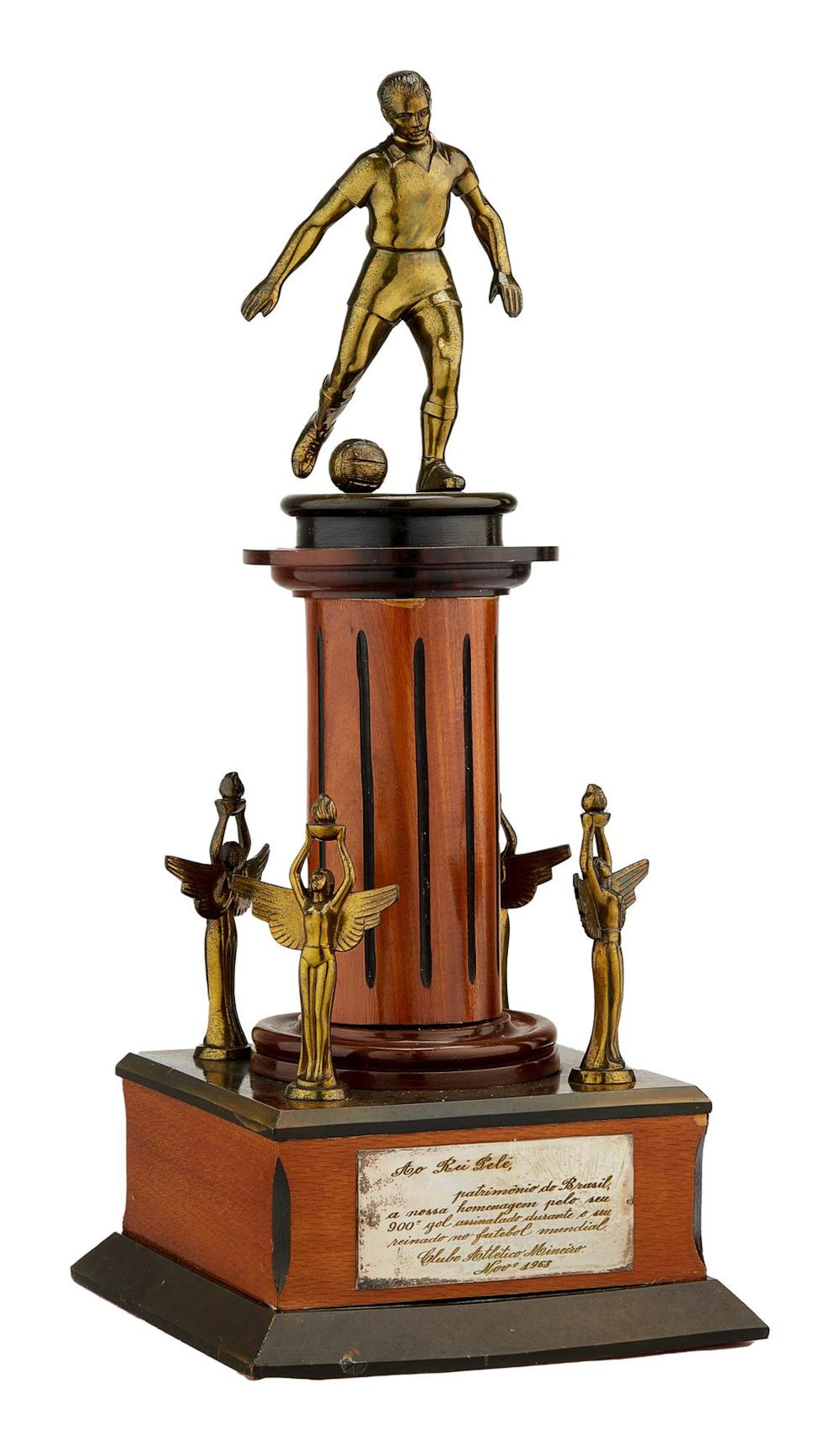 PELE: ATLETICO MINEIRO 900TH GOAL TRIBUTE TROPHY