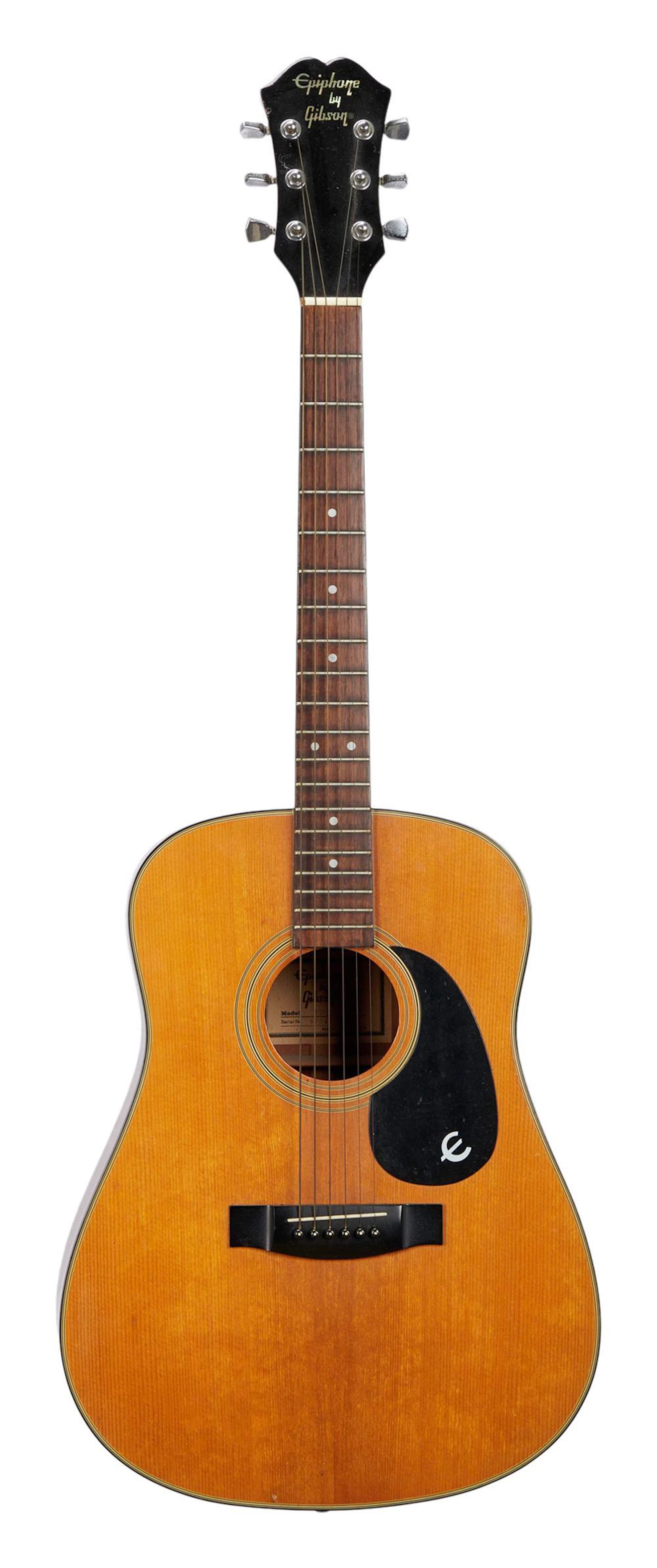 JOHNNY CASH | OWNED AND PLAYED FOR JOAQUIN PHOENIX GIBSON...