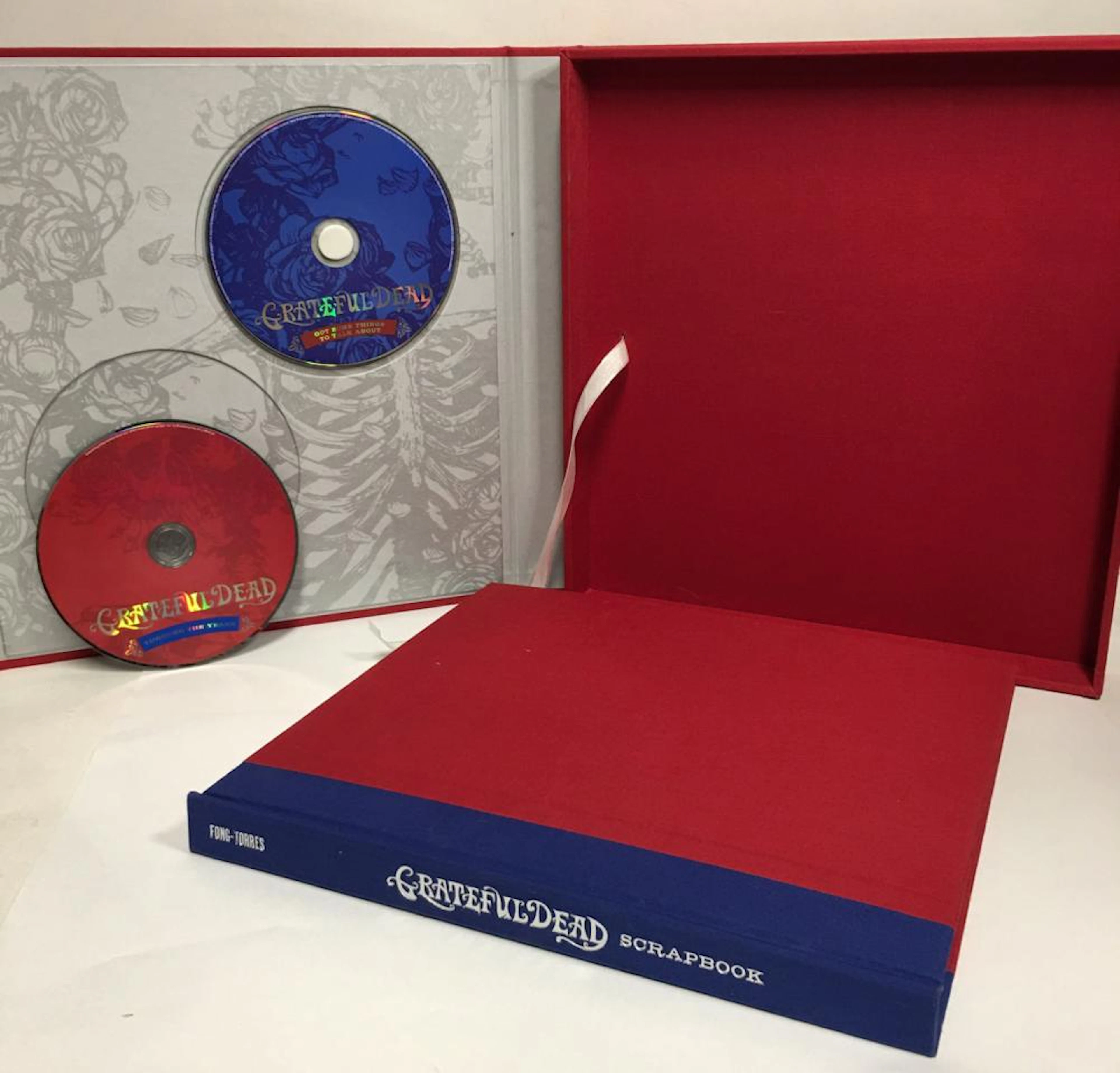 Grateful Dead Scrapbook & Cds