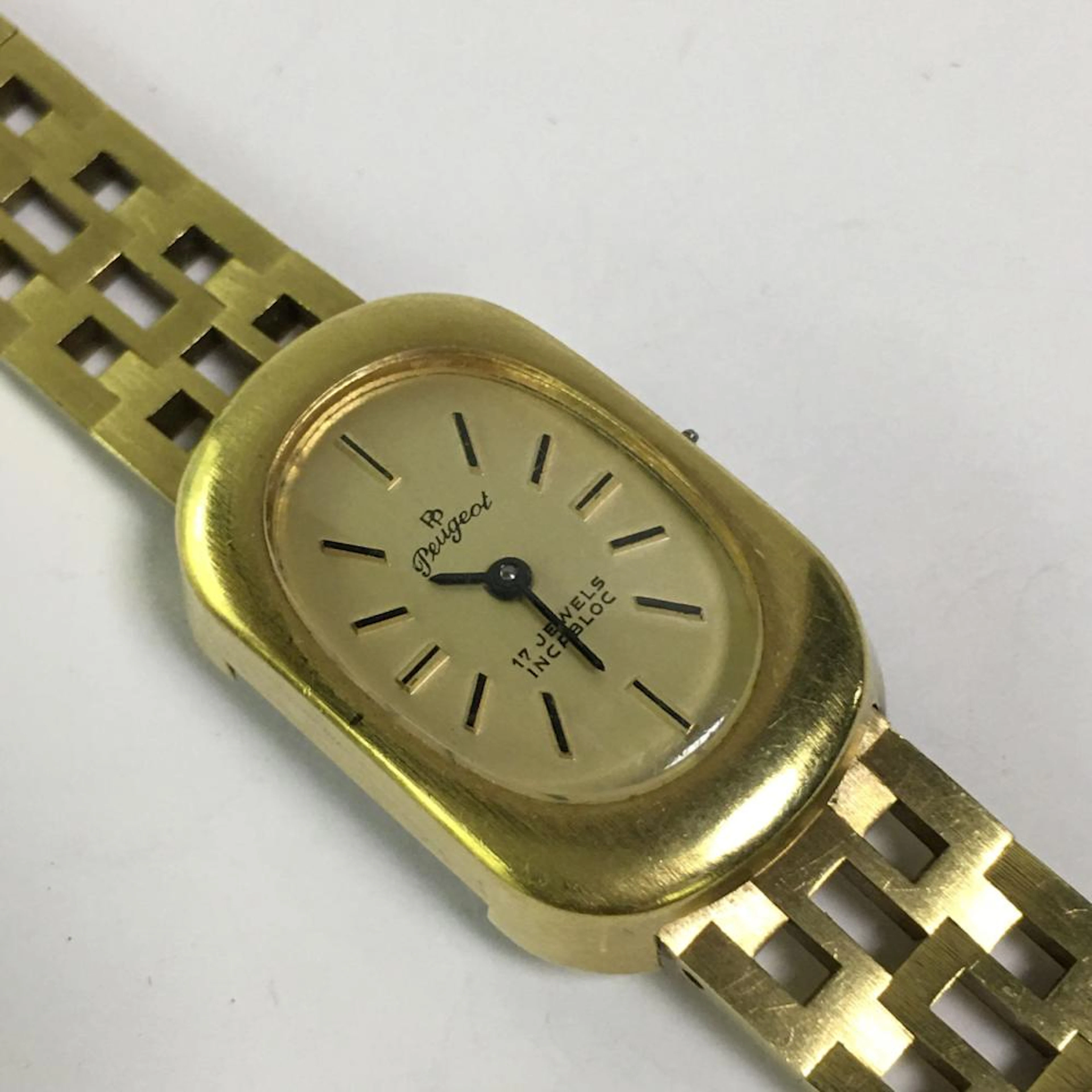 Peugeot 17 Jewels Incabloc Wrist Watch