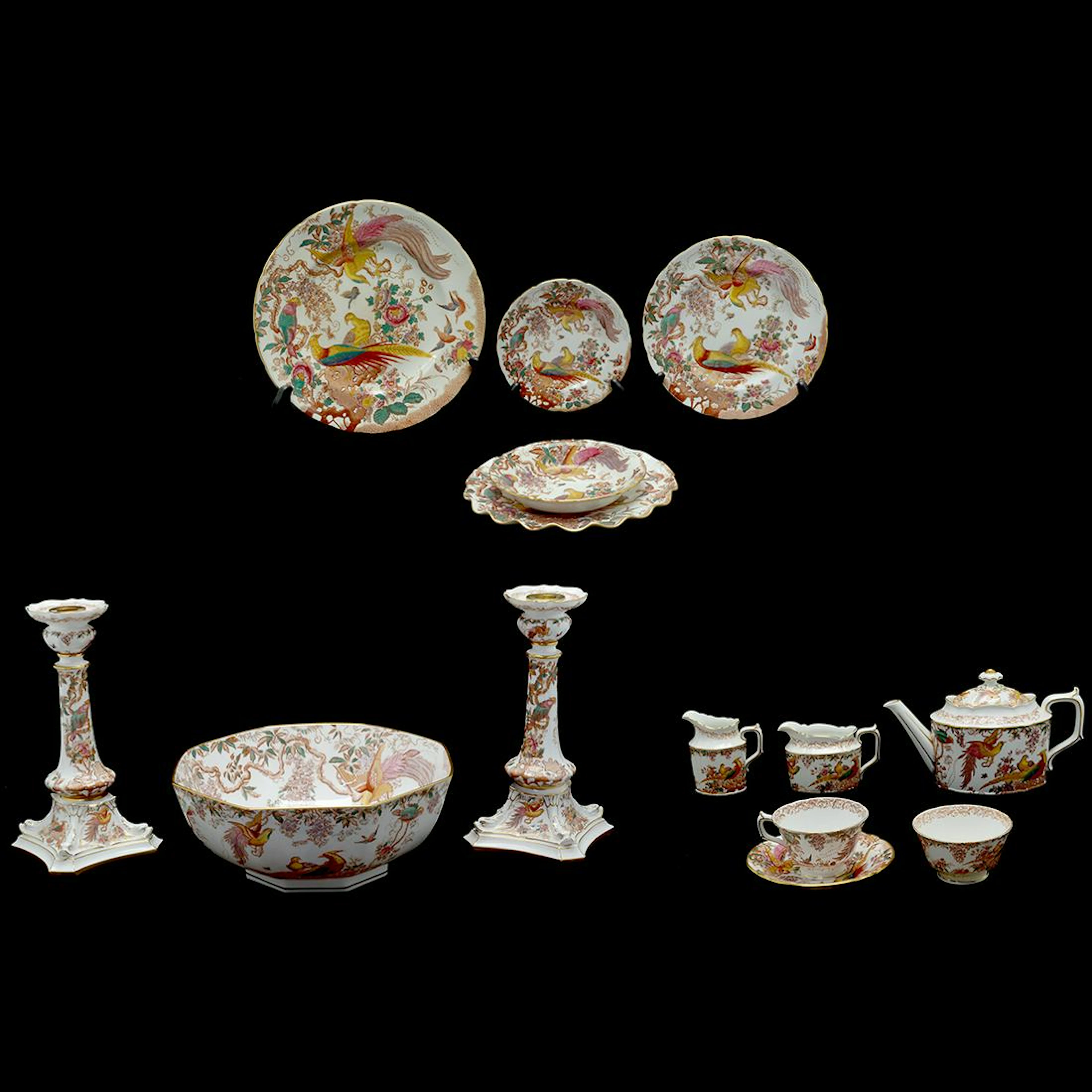 Royal Crown Derby Olde Avesbury Pattern China.