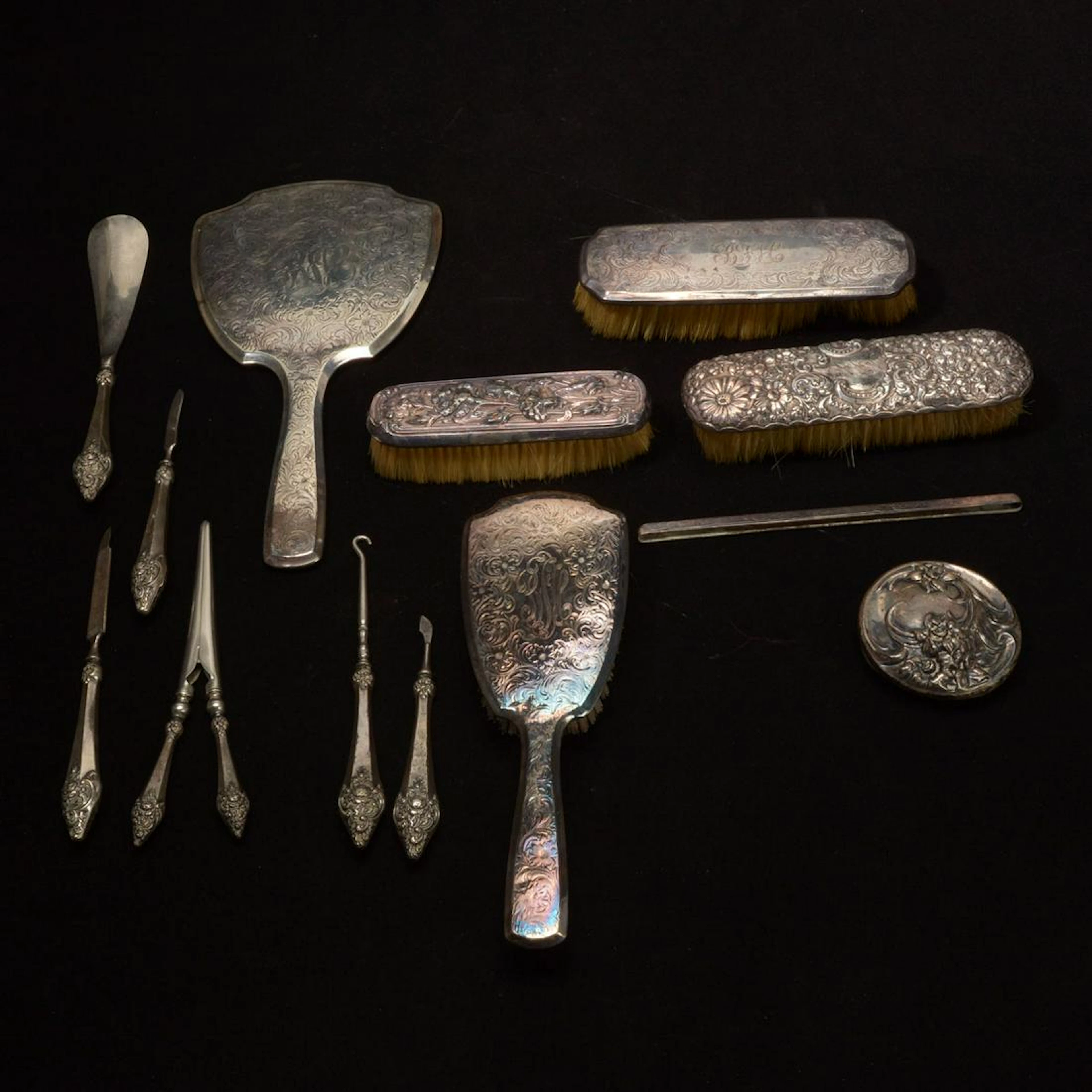 Art Nouveau Foster Bailey Sterling Silver Vanity