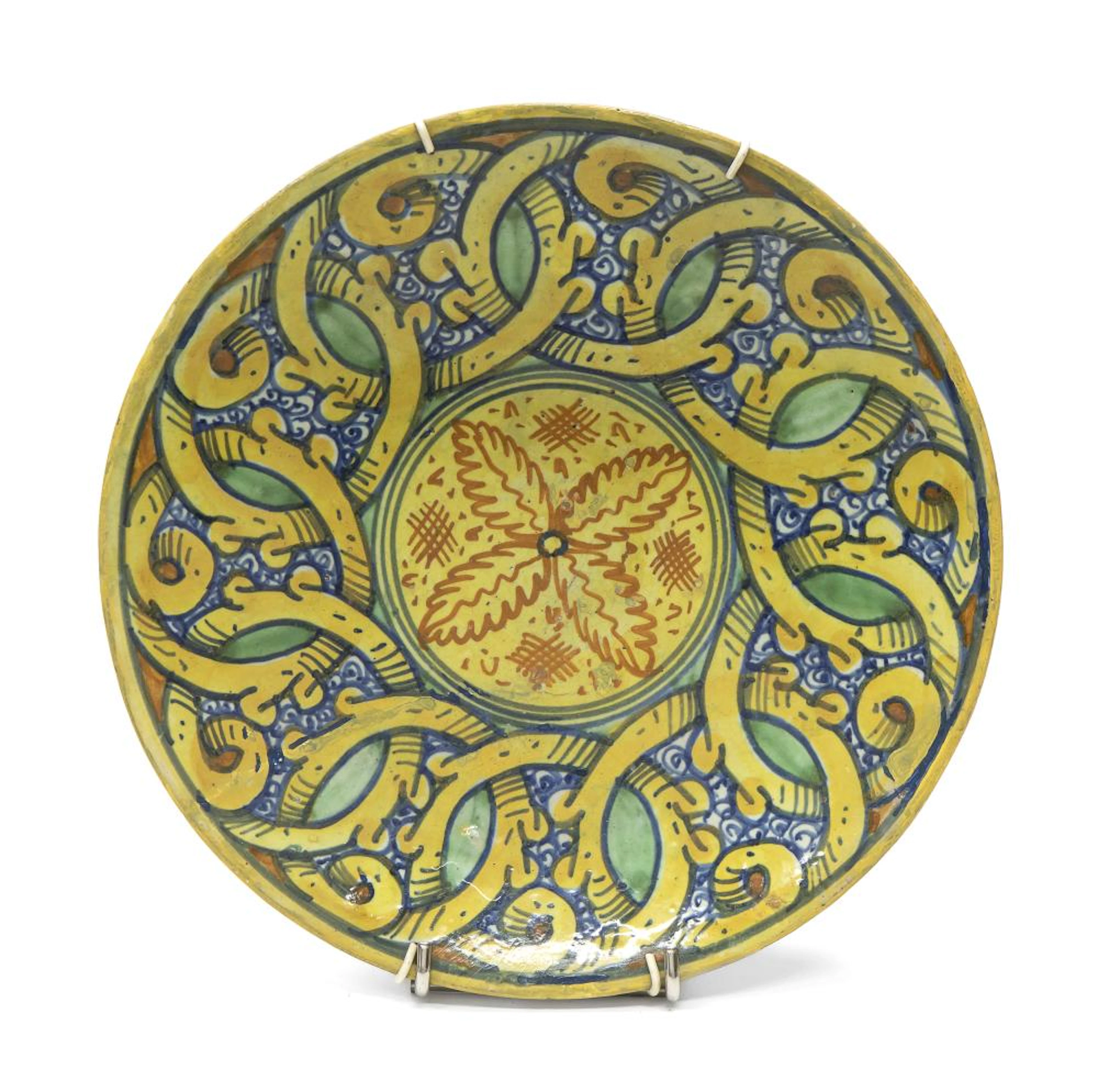 HISPANIC-MORESCAN MAIOLICA PLATE, EARLY 20TH CENTURY