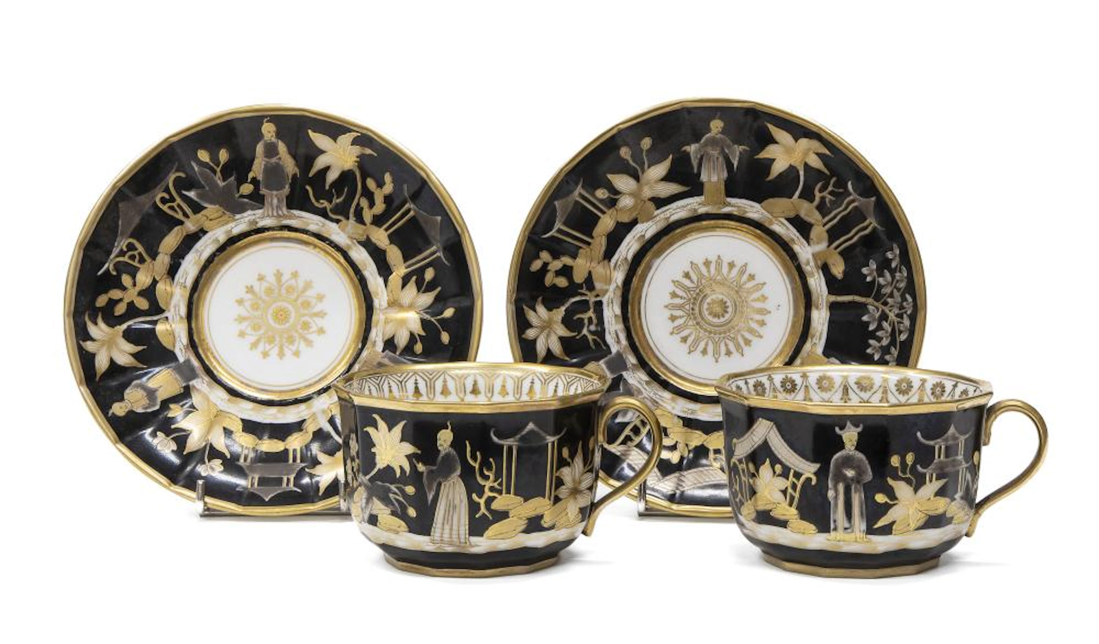 PAIR OF PORCELAIN CUPS AND SAUCERS, DARTÈ Á PARIS, LATE 19TH CENTURY