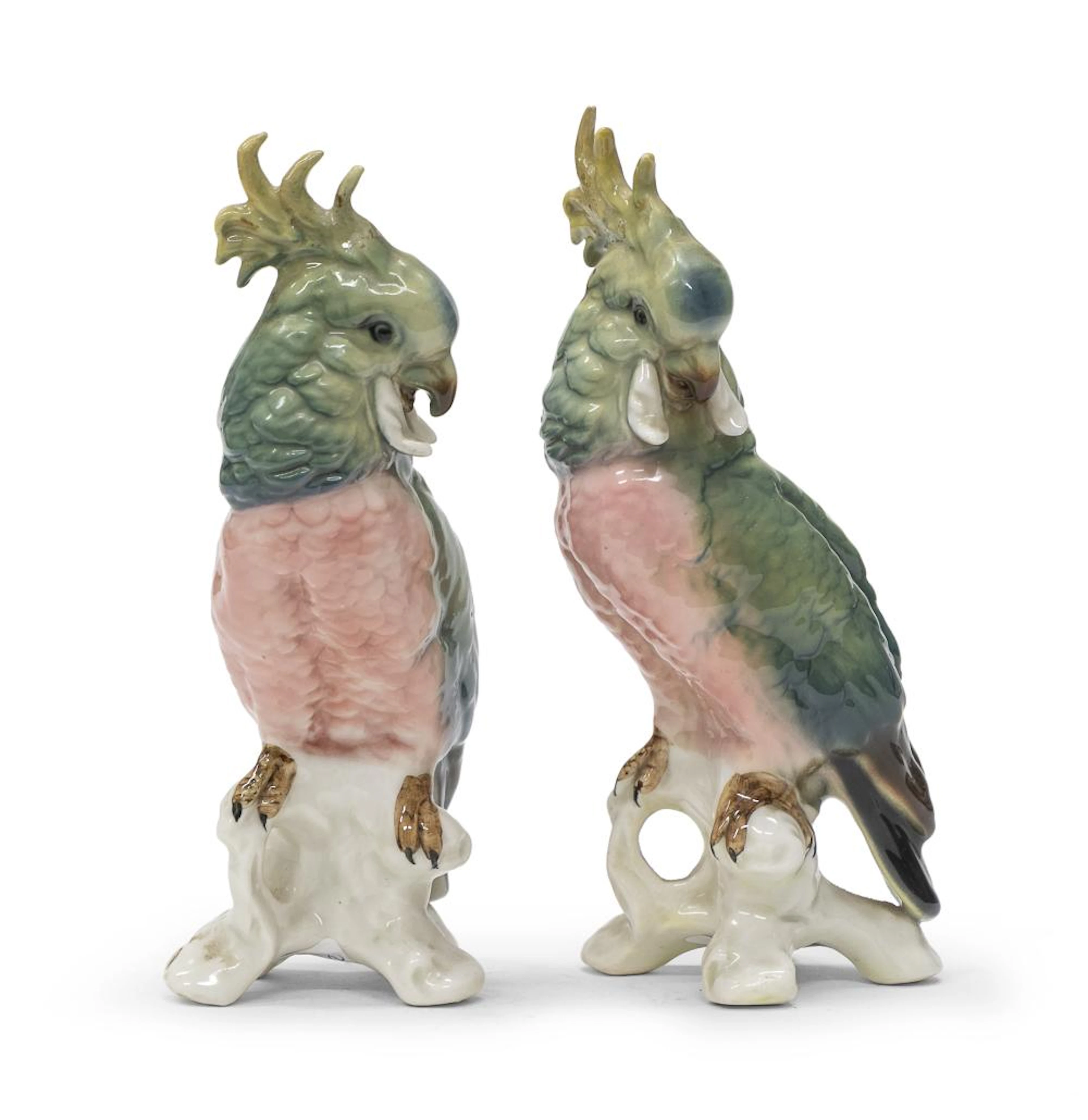PAIR OF PORCELAIN PARROTS, 20TH CENTURY