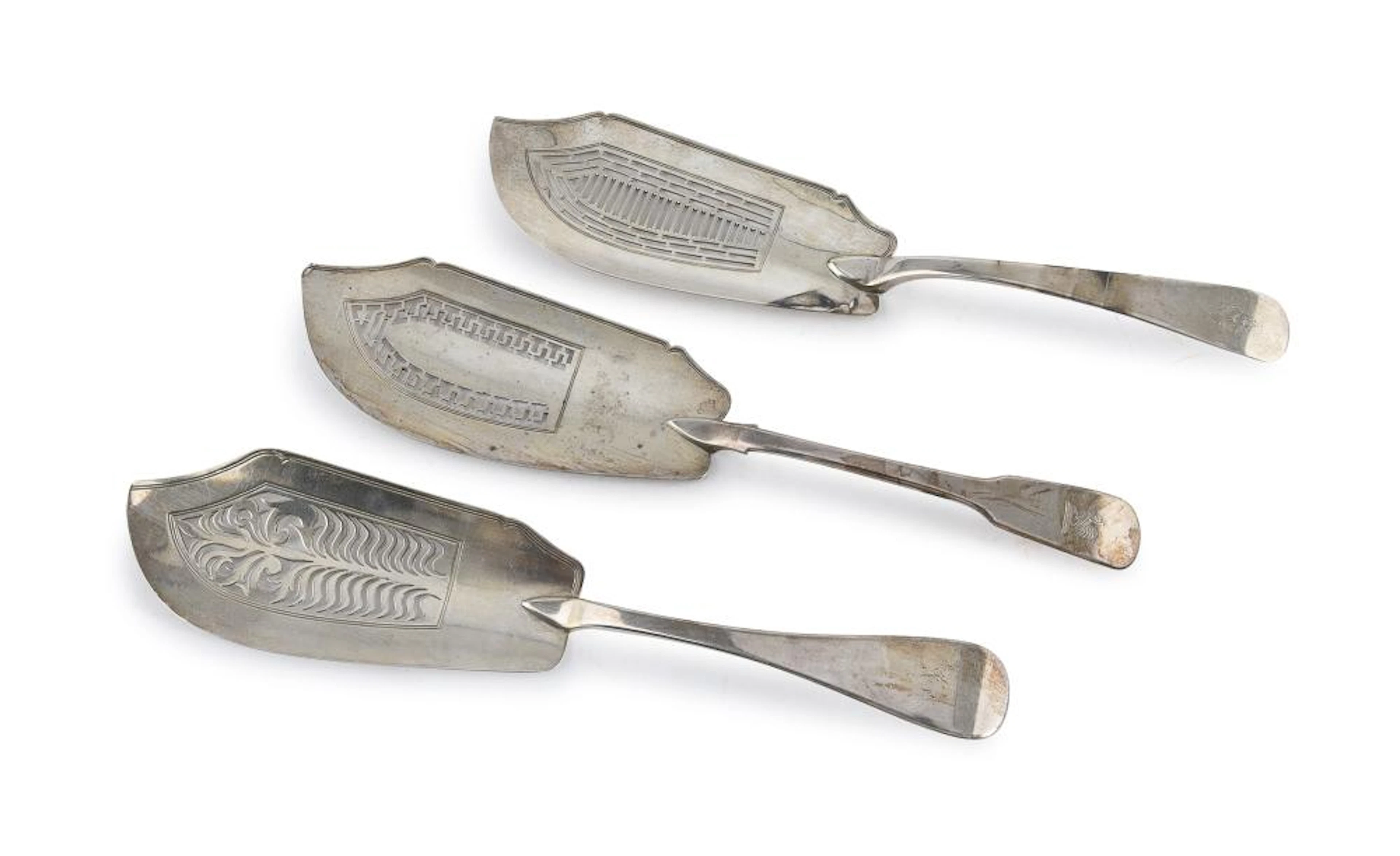 THREE SILVER SHOVELS, LONDON PUNCH, EARLY 19TH CENTURY
