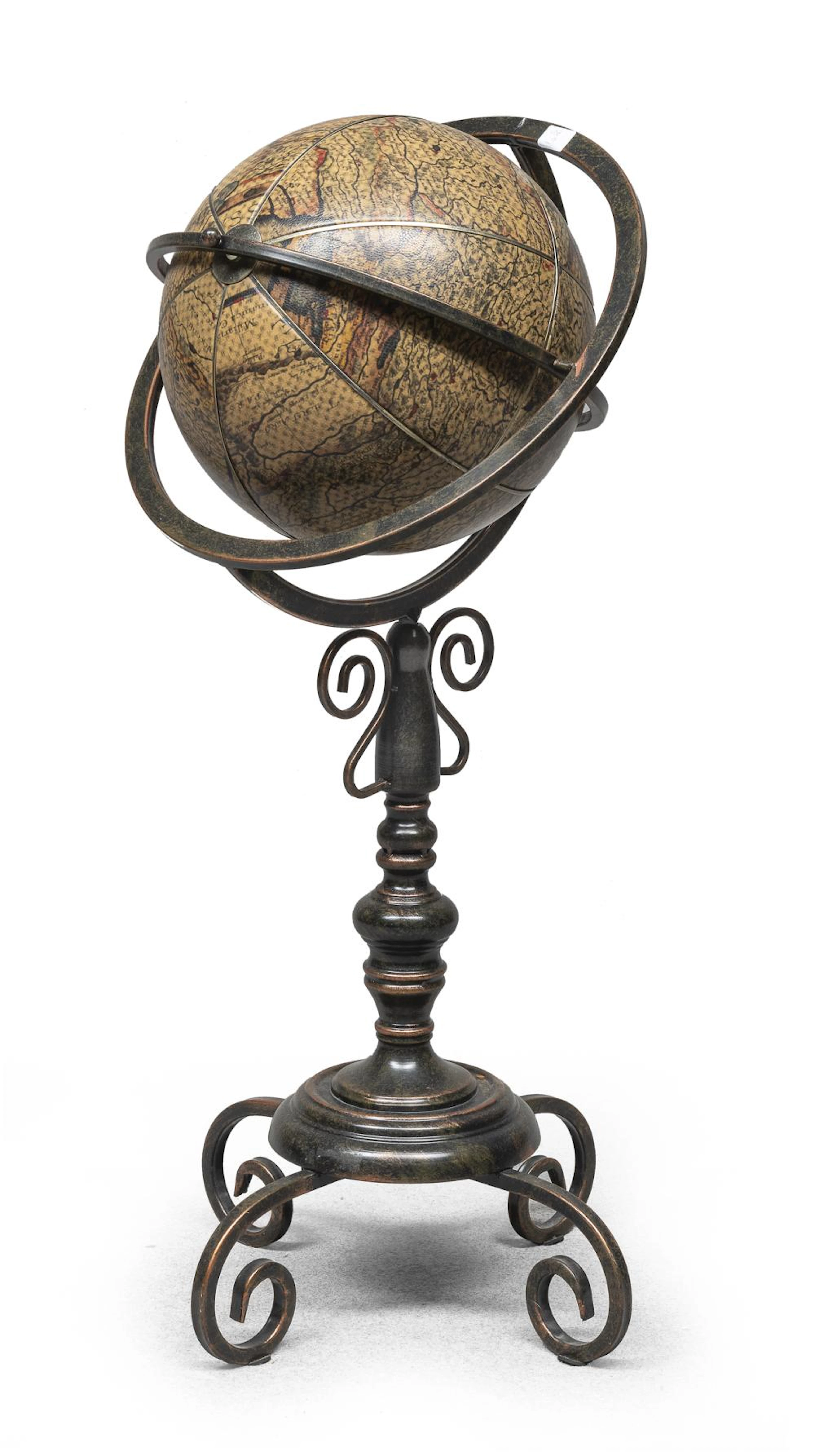 REPRODUCTION OF AN ANTIQUE WORLD MAP, 20TH CENTURY