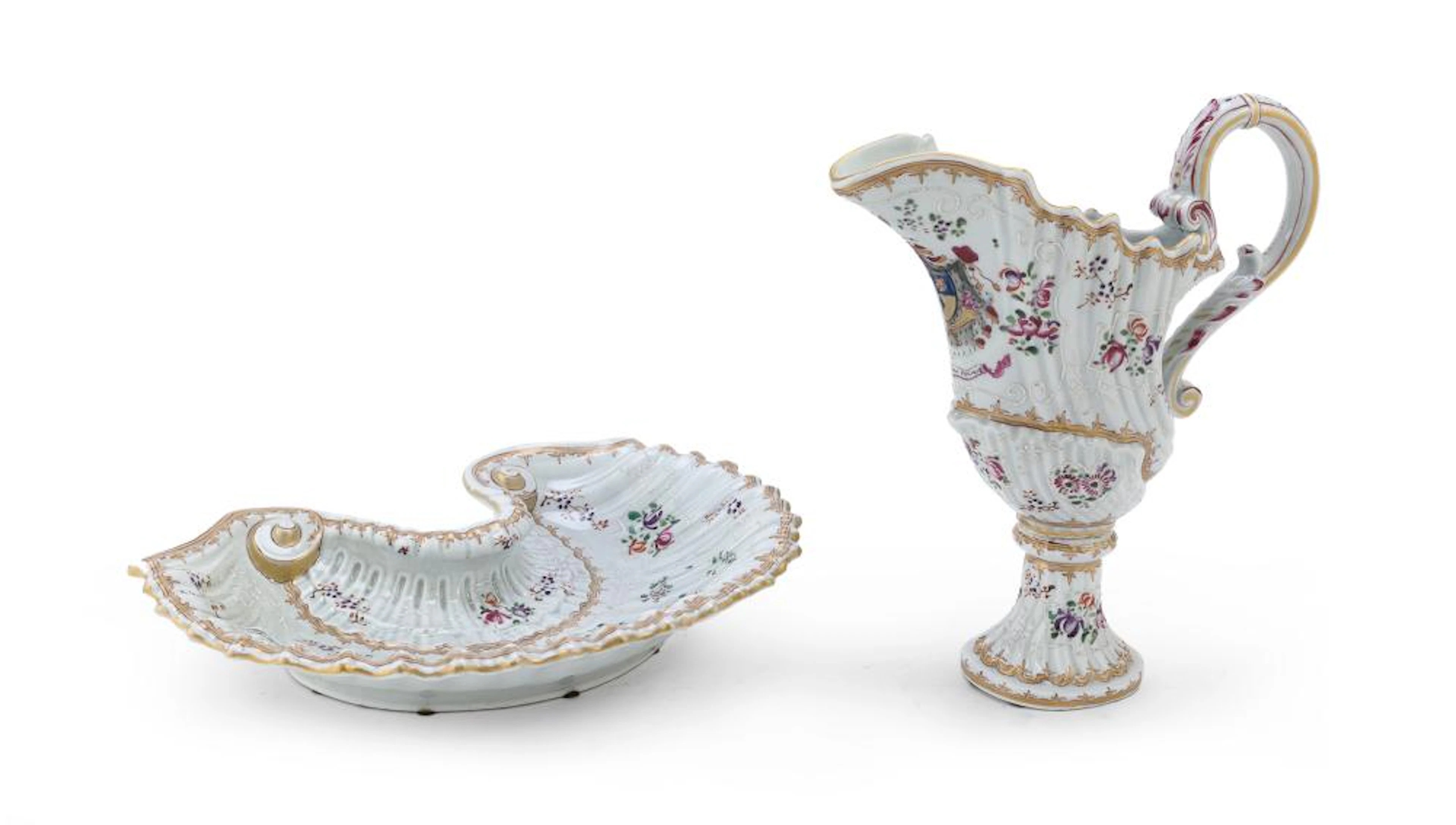 A PORCELAIN ENAMELED EWER WITH BASIN, FRANCE LATE 19TH CENTURY