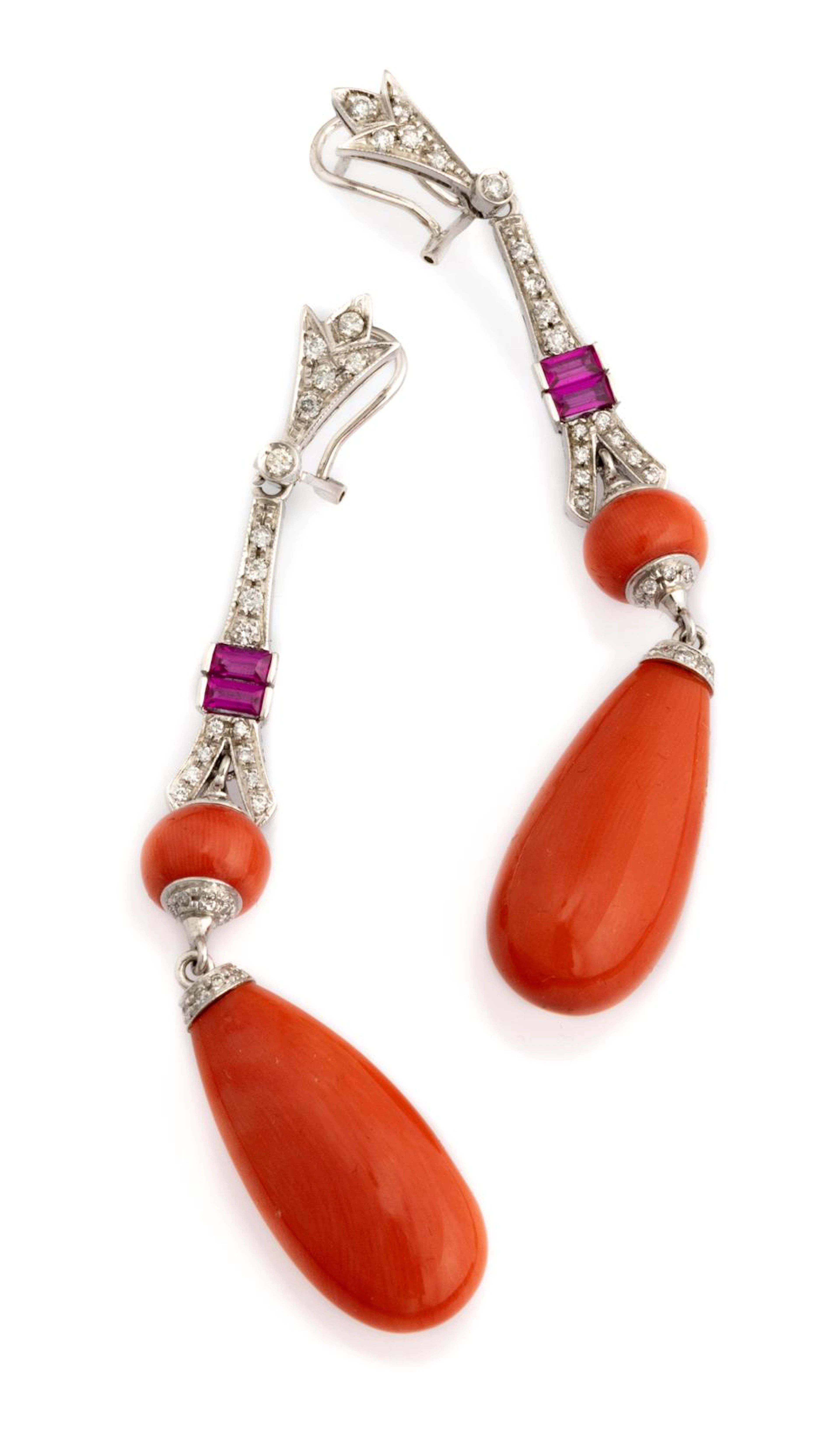WHITE GOLD EARRINGS WITH CORALS, RUBIES AND DIAMONDS