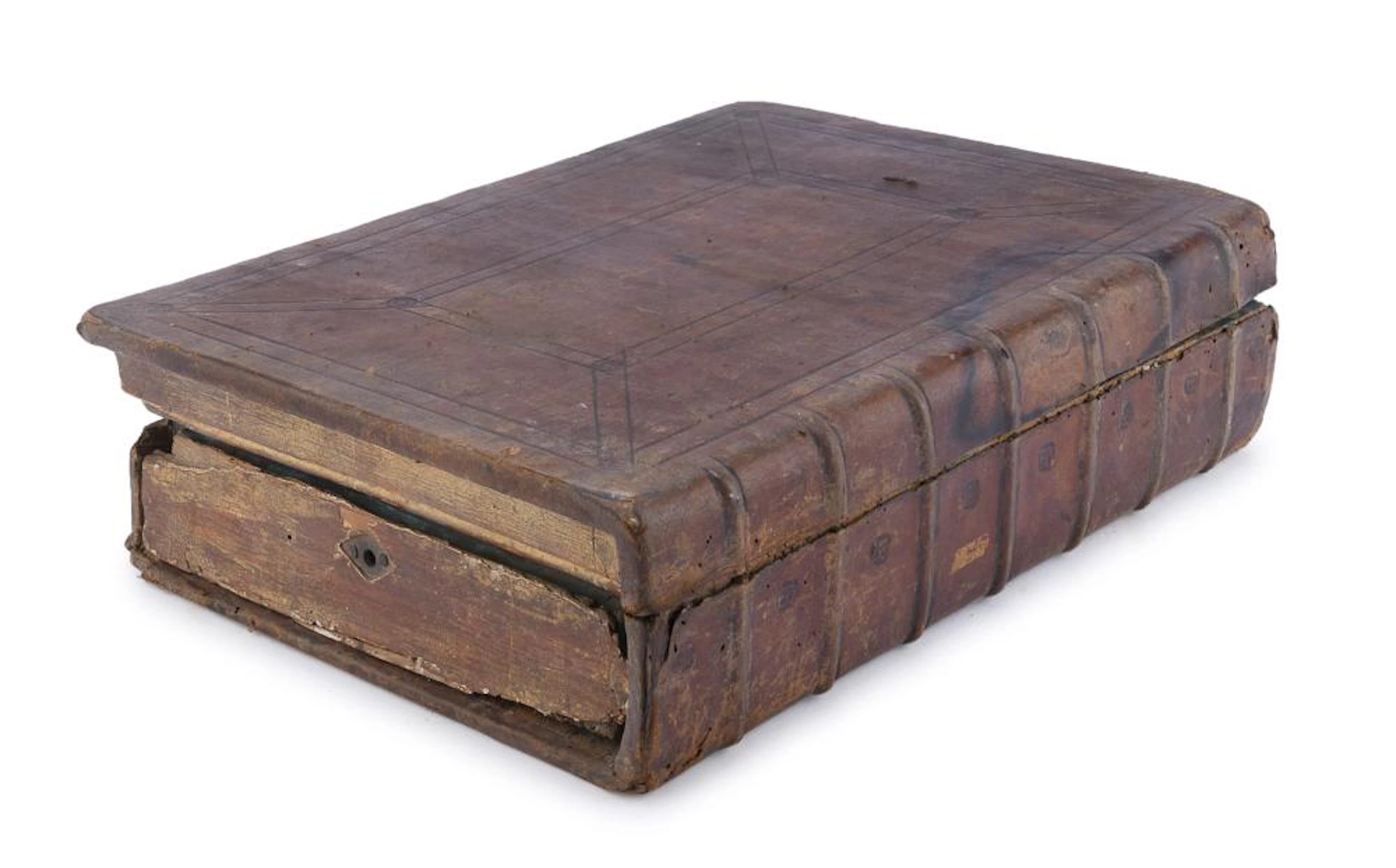 RARE WOODEN TRAVEL TABERNACLE, 18TH CENTURY