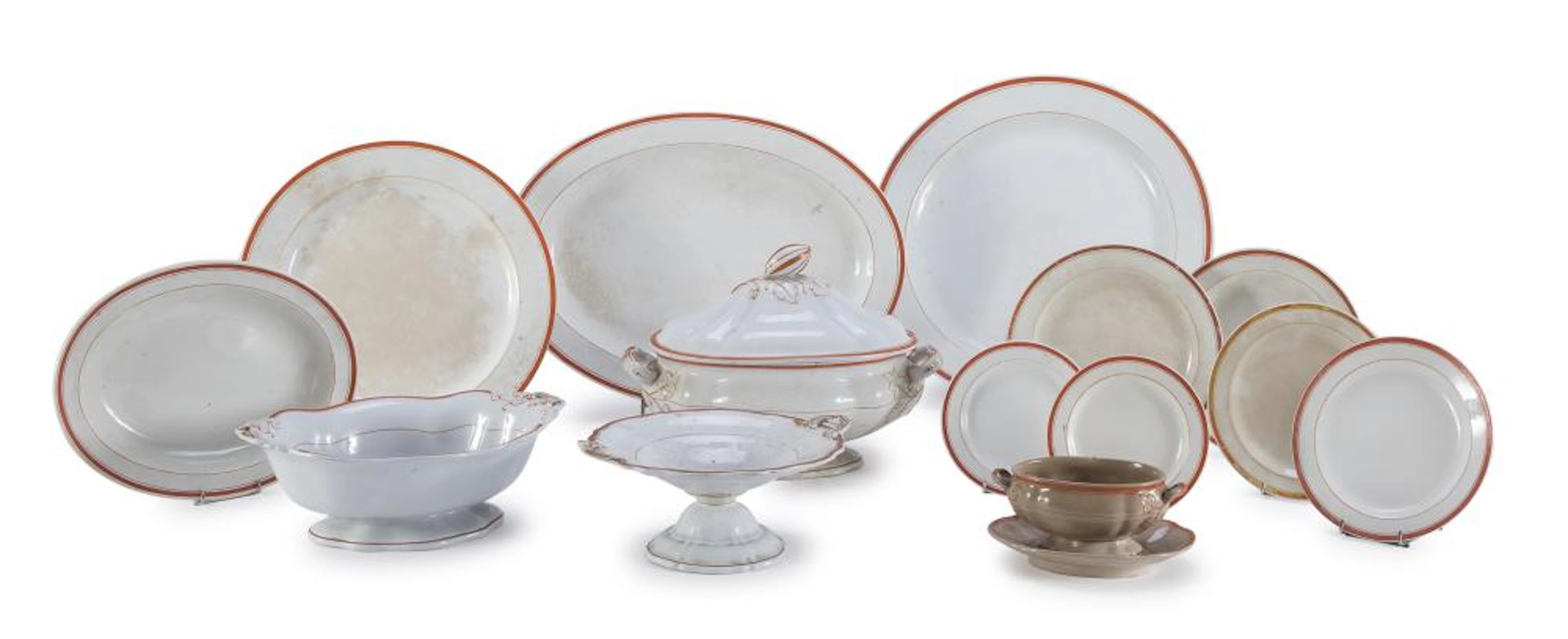 CERAMIC DINNER SERVICE PROBABLY SICILY LATE 19TH CENTURY