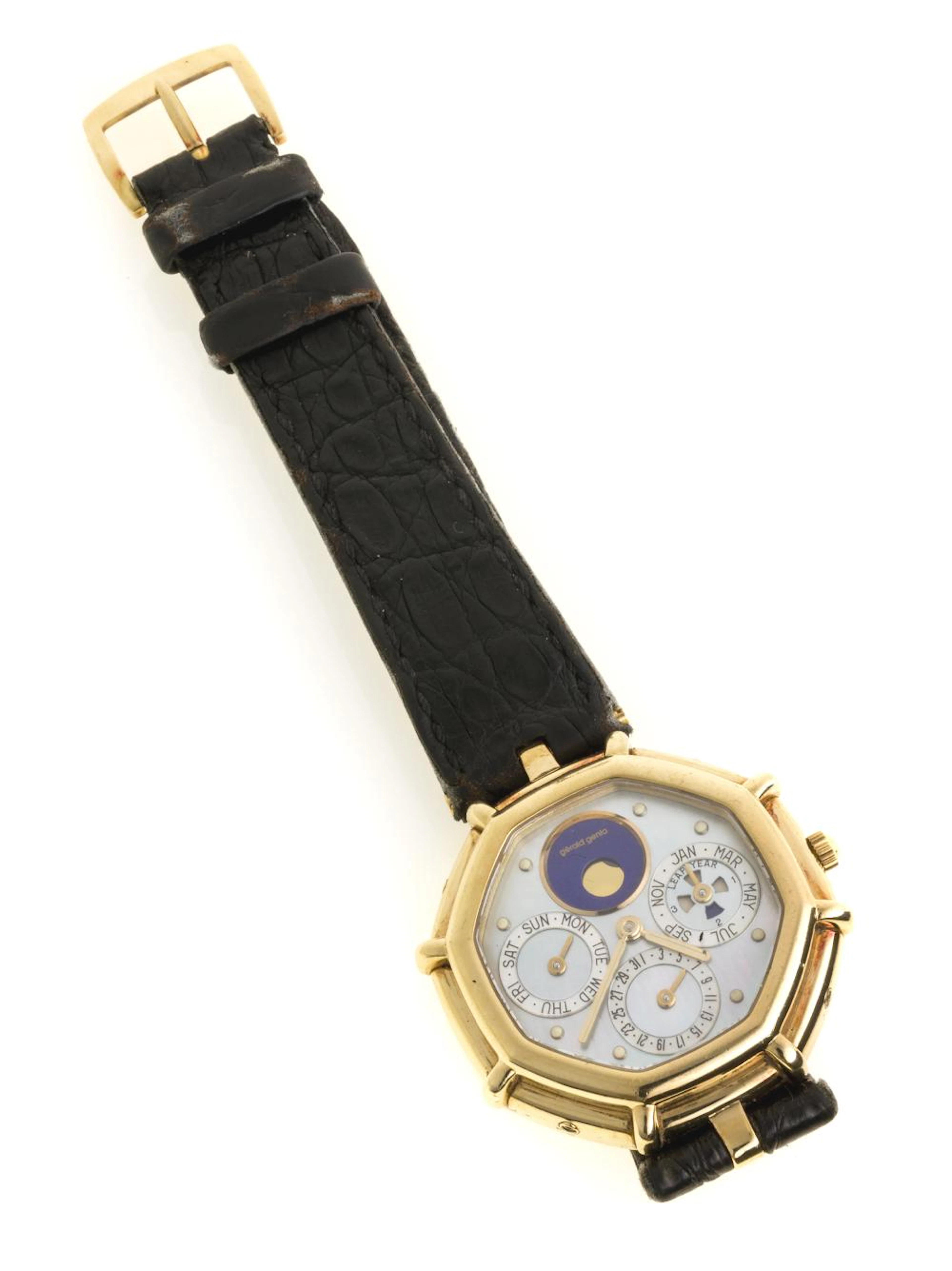GOLD GERALD GENTA WRIST WATCH