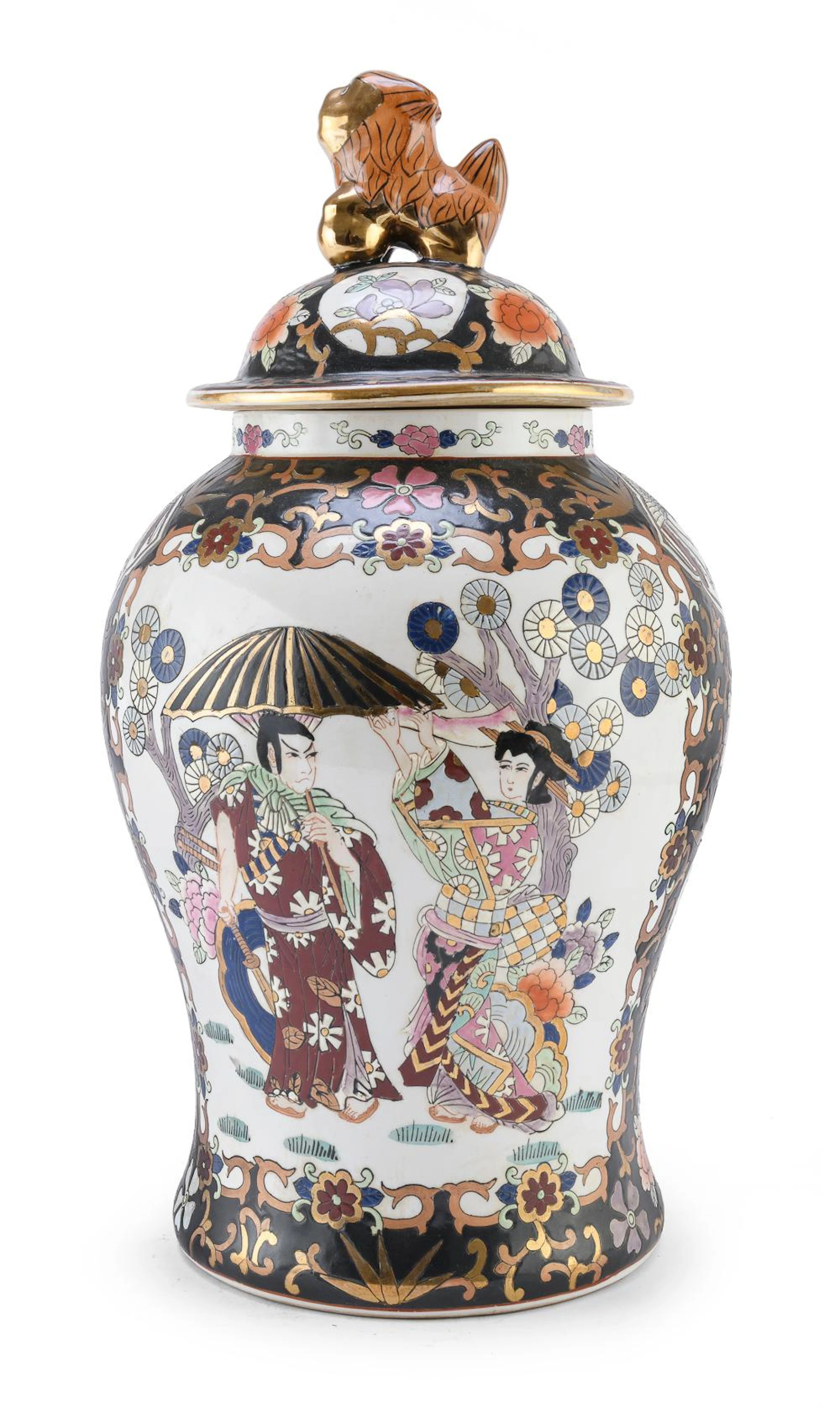 A BIG CHINESE POLYCHROME ENAMELED PORCELAIN VASE, 20TH CENTURY.