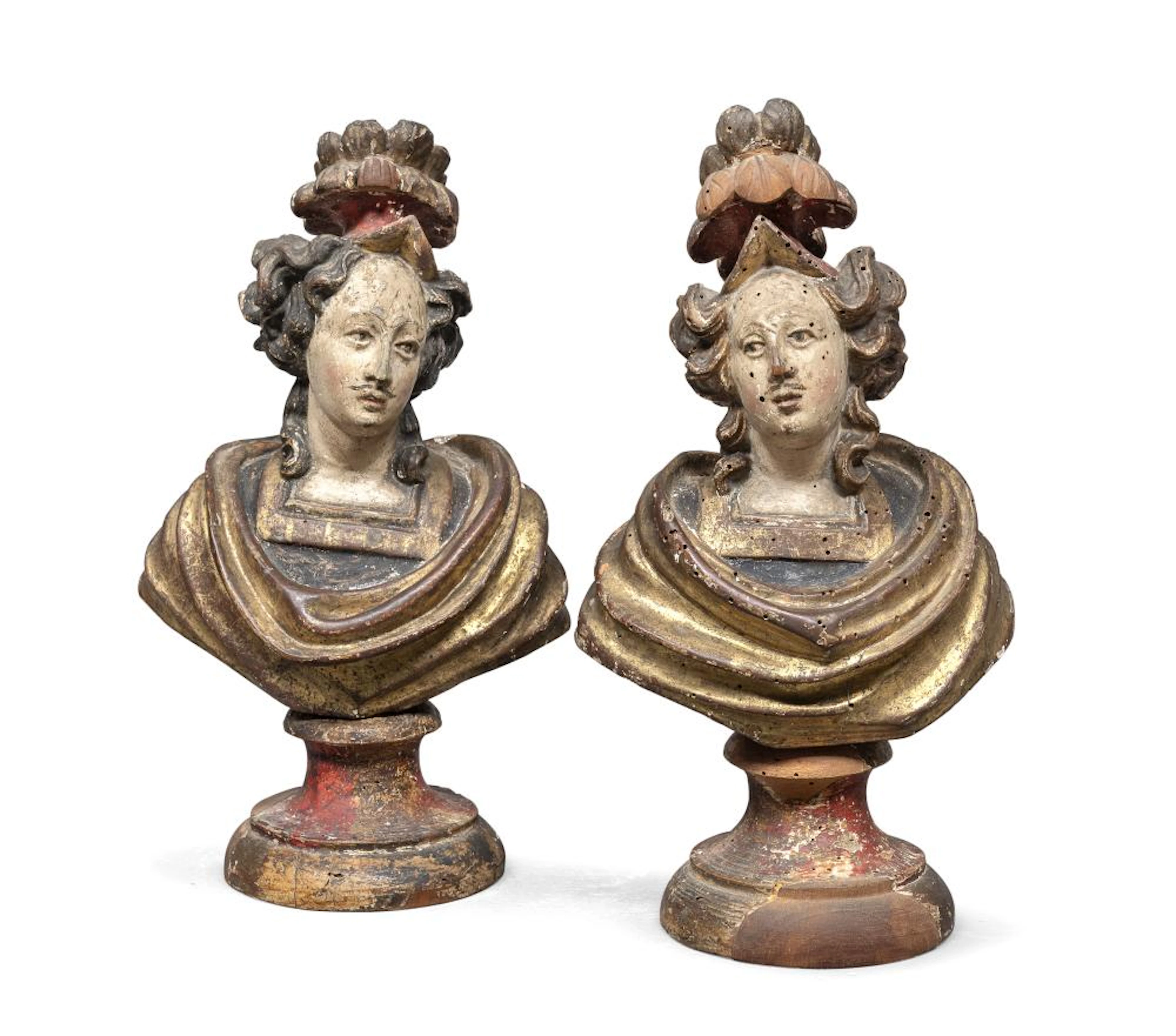 PAIR OF SMALL WOODEN BUSTS, PROBABLY SICILY, 18TH CENTURY