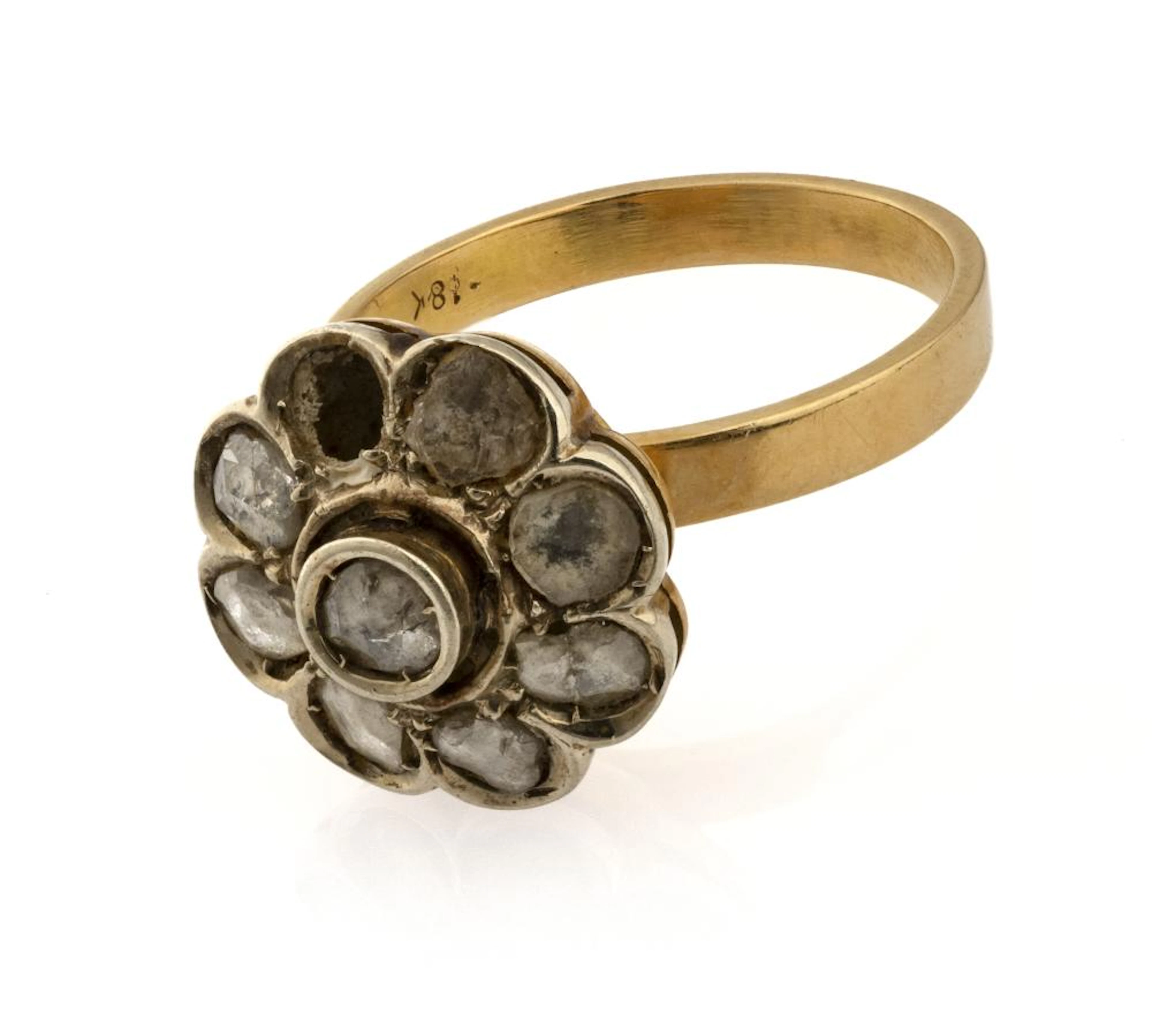 WHITE GOLD RING
