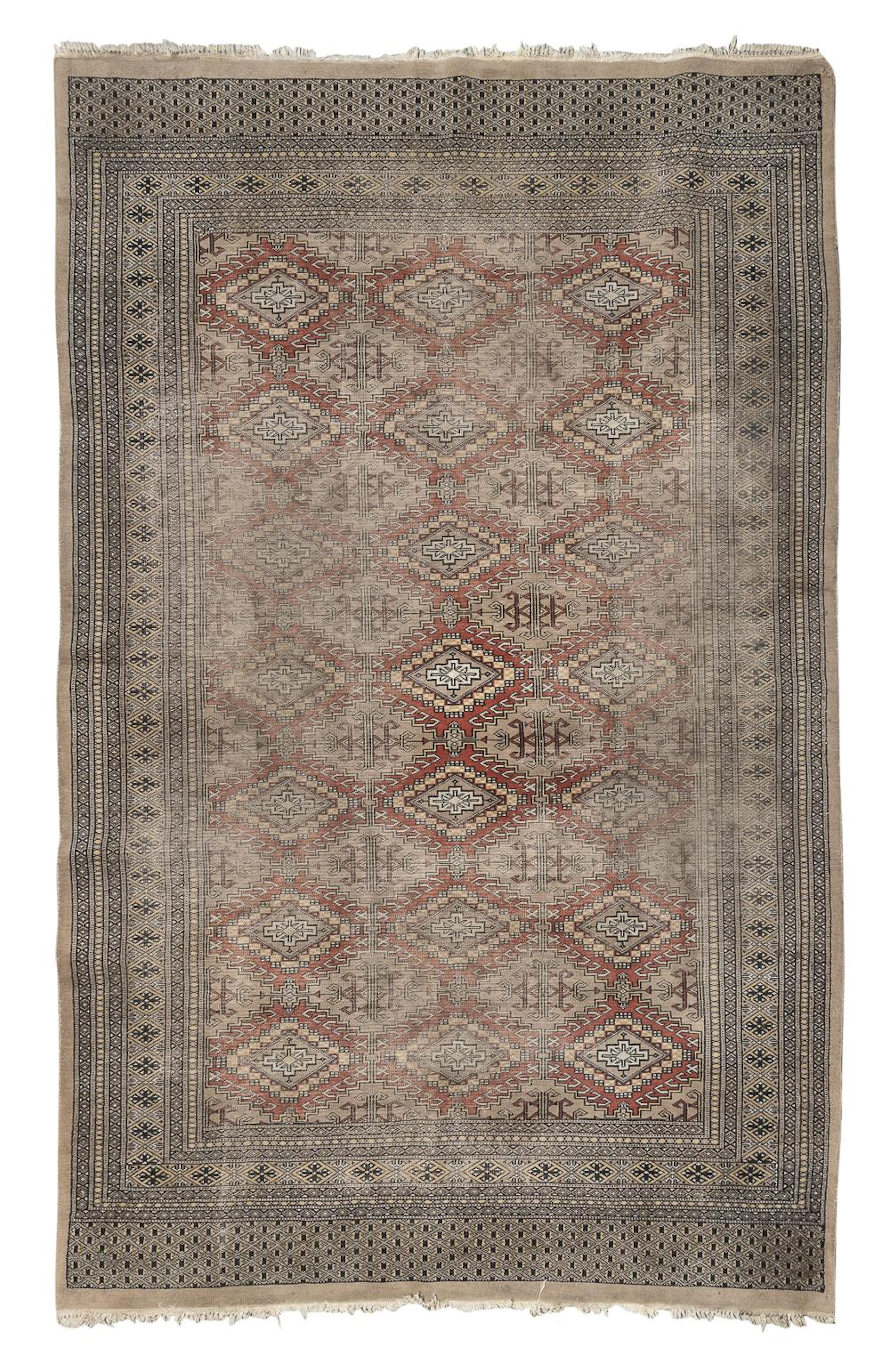 PAKISTAN CARPET, MID 20TH CENTURY