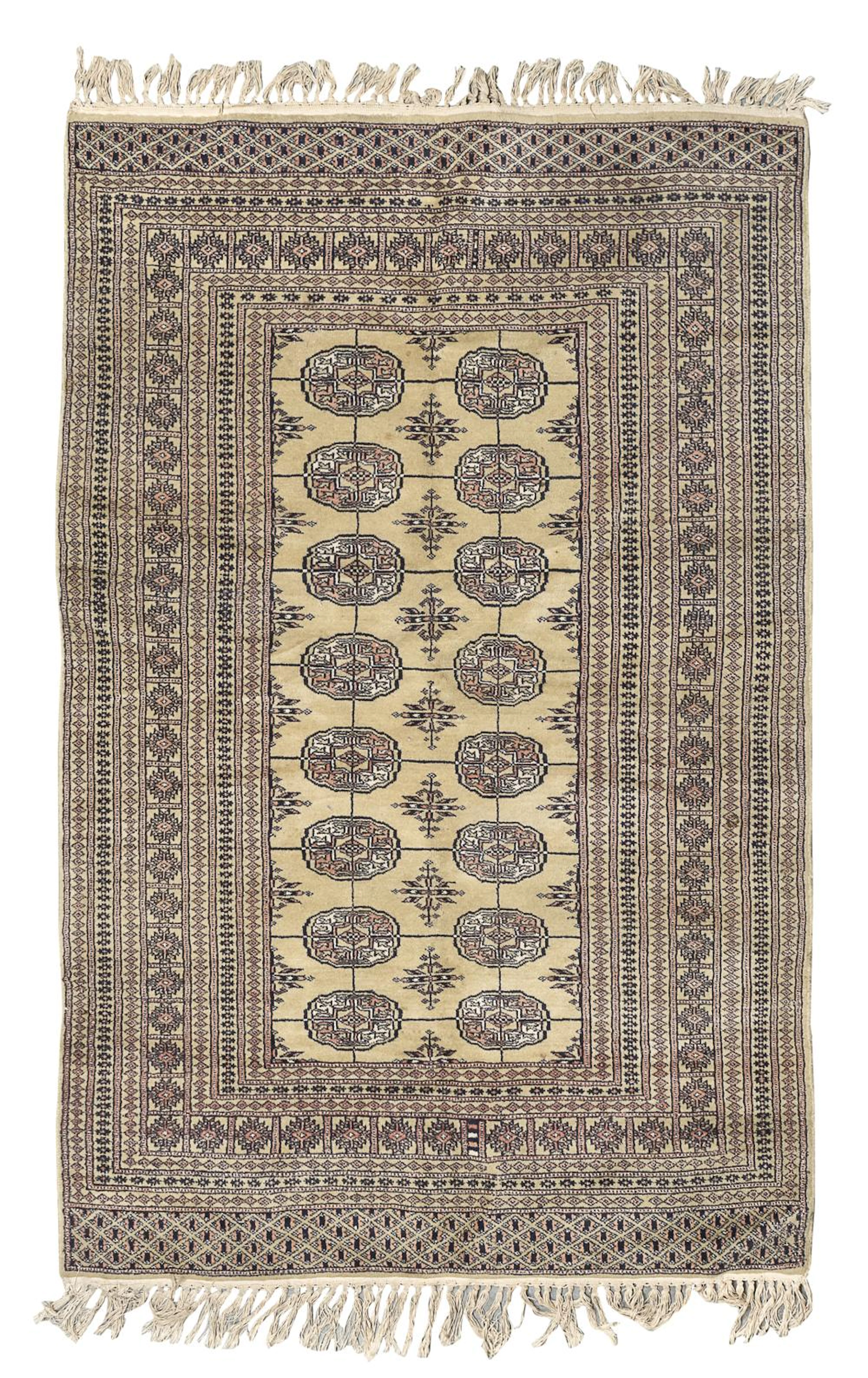 PAKISTAN CARPET, MID 20TH CENTURY