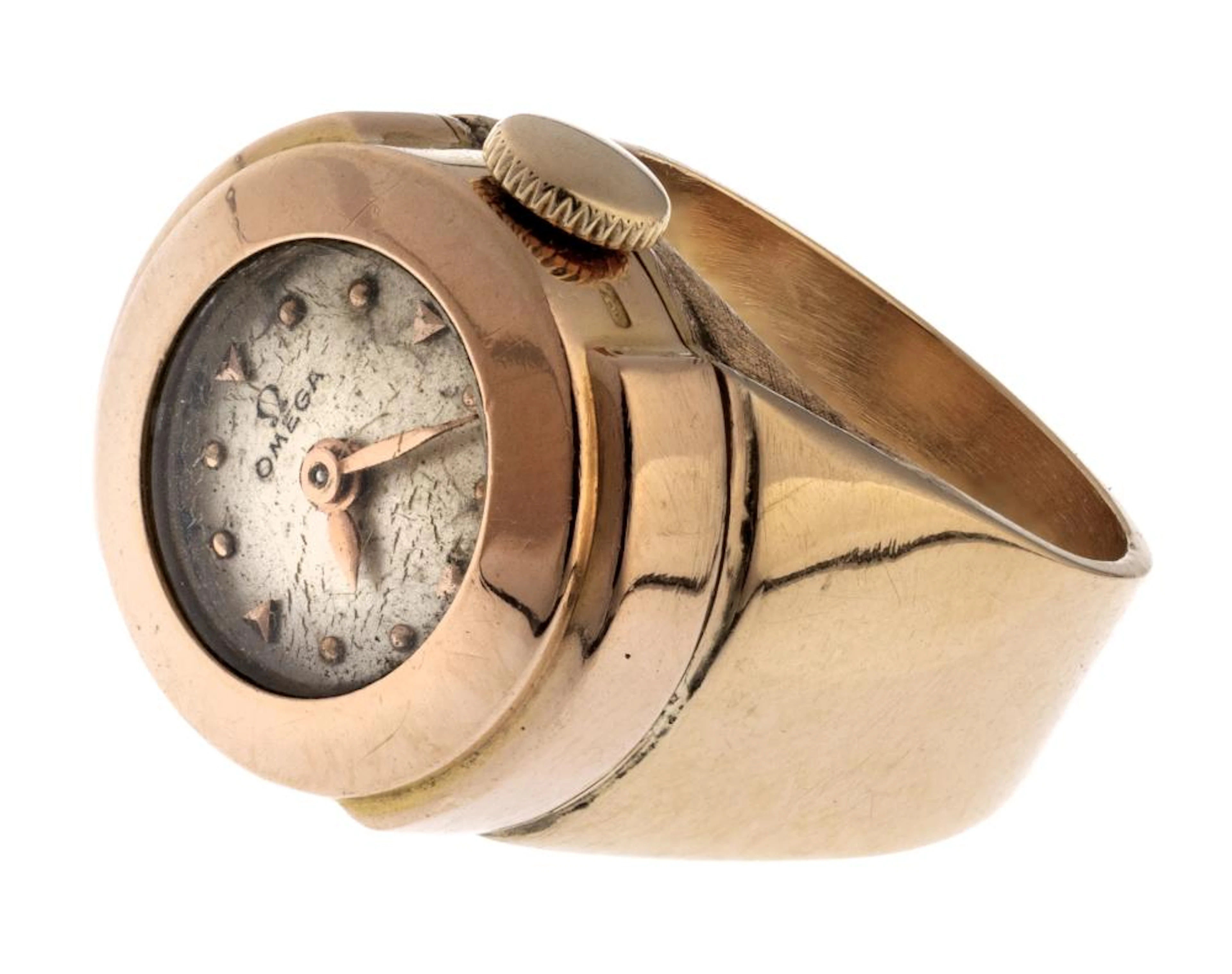 GOLD FANTASY RING WITH OMEGA WATCH