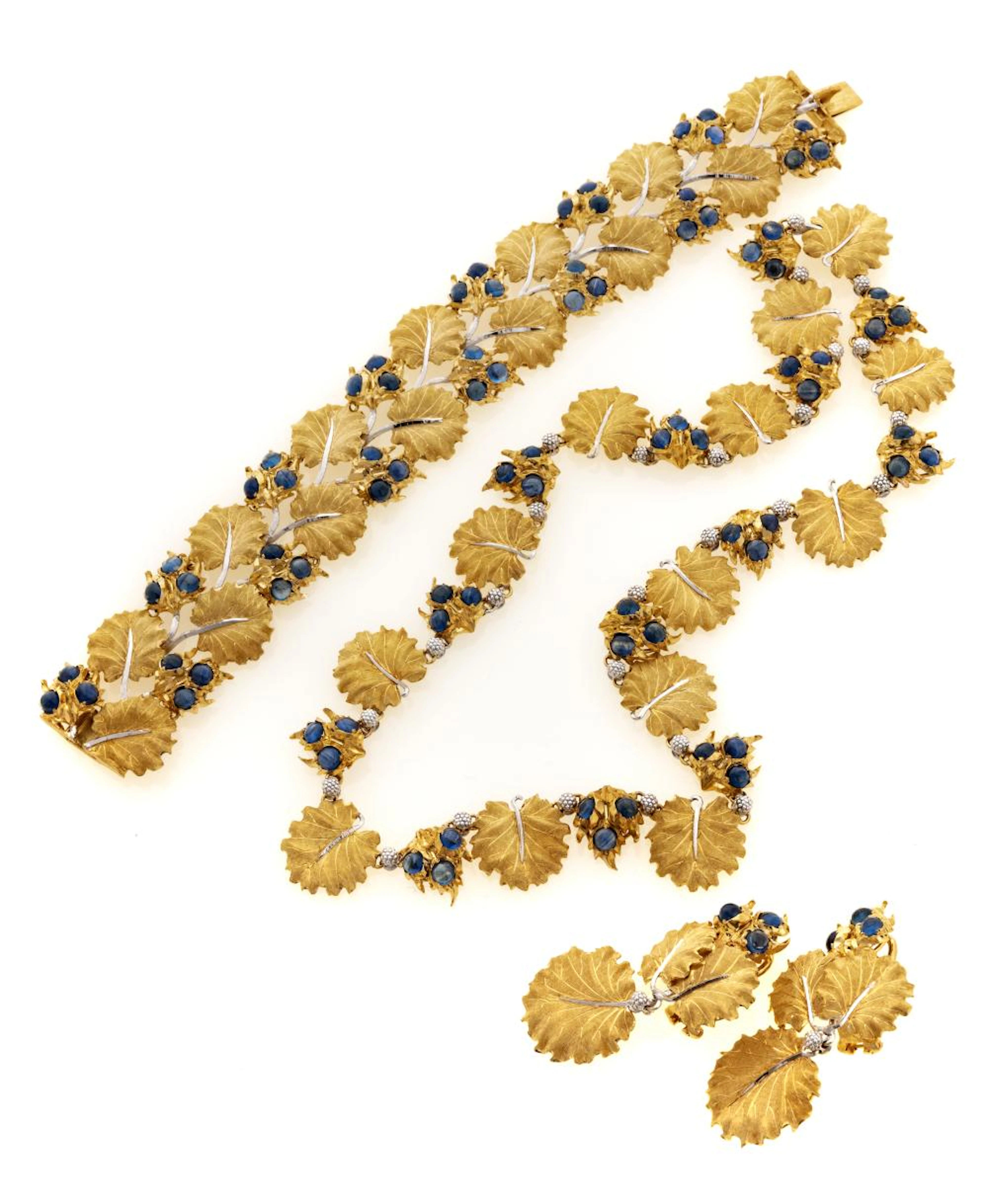 SET OF WHITE AND YELLOW GOLD BRACELET NECKLACE AND EARRINGS WITH SAPPHIRES
