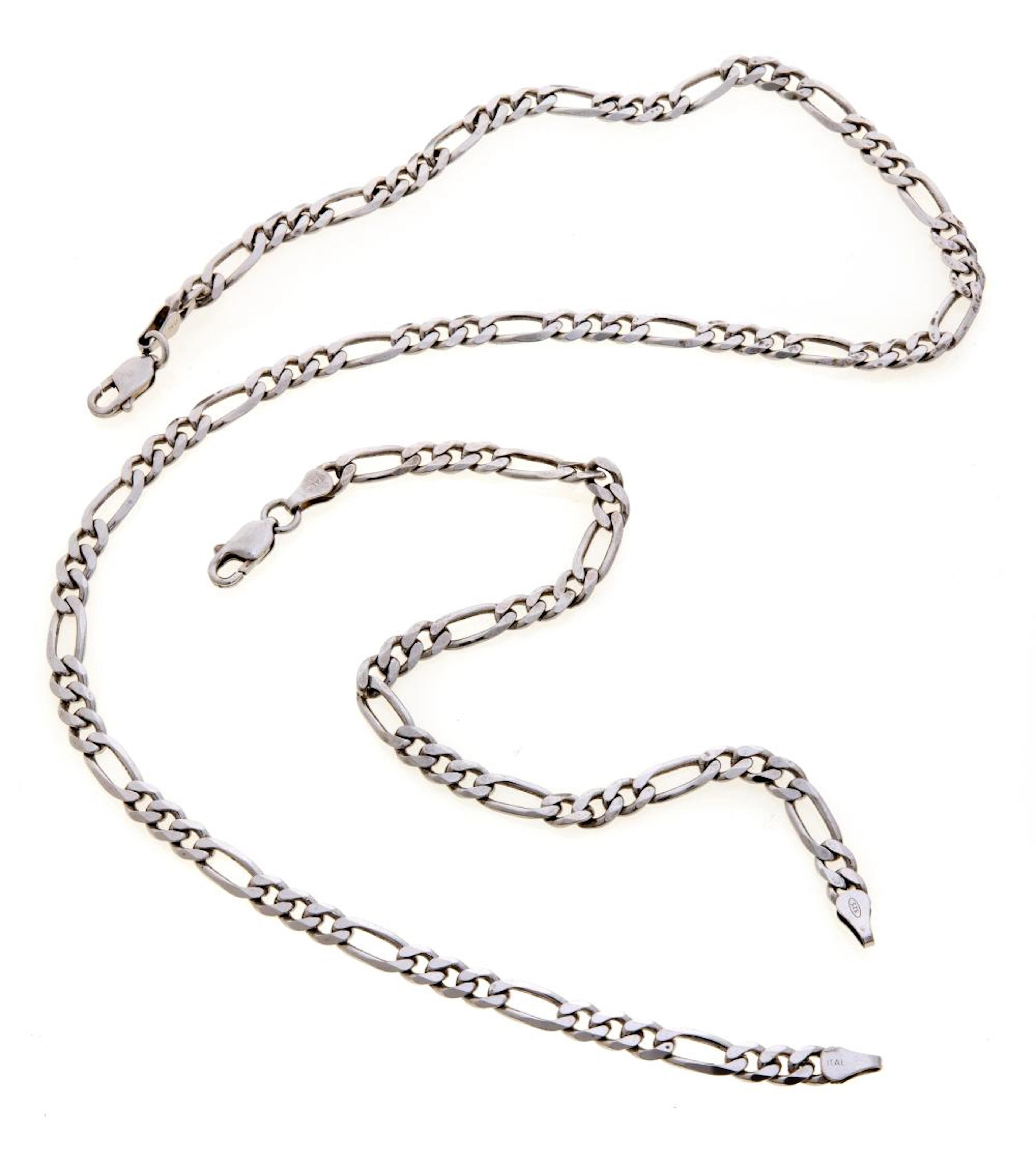 SET OF SILVER NECKLACE AND BRACELET