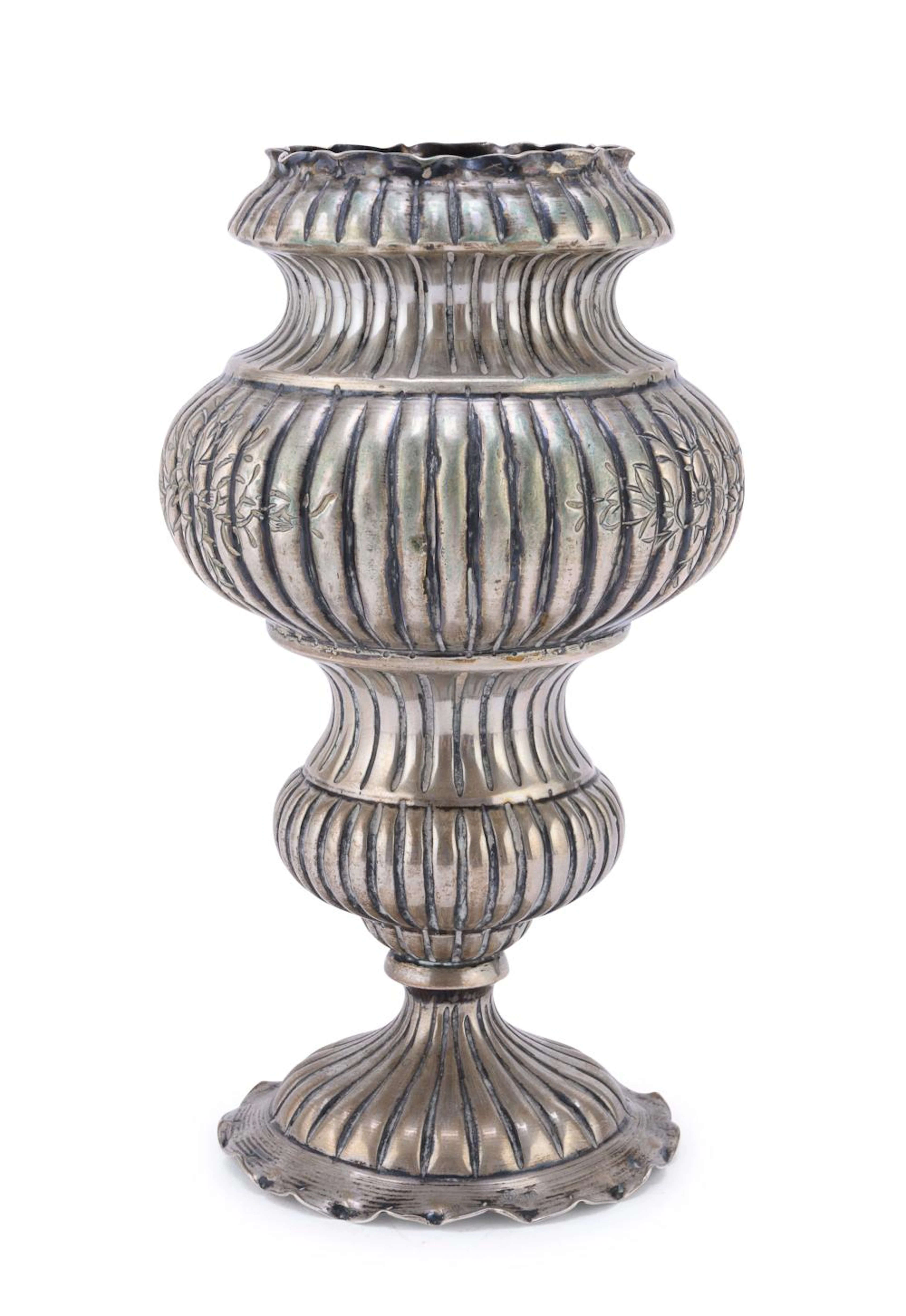 SILVER VASE, ITALY EARLY 20TH CENTURY
