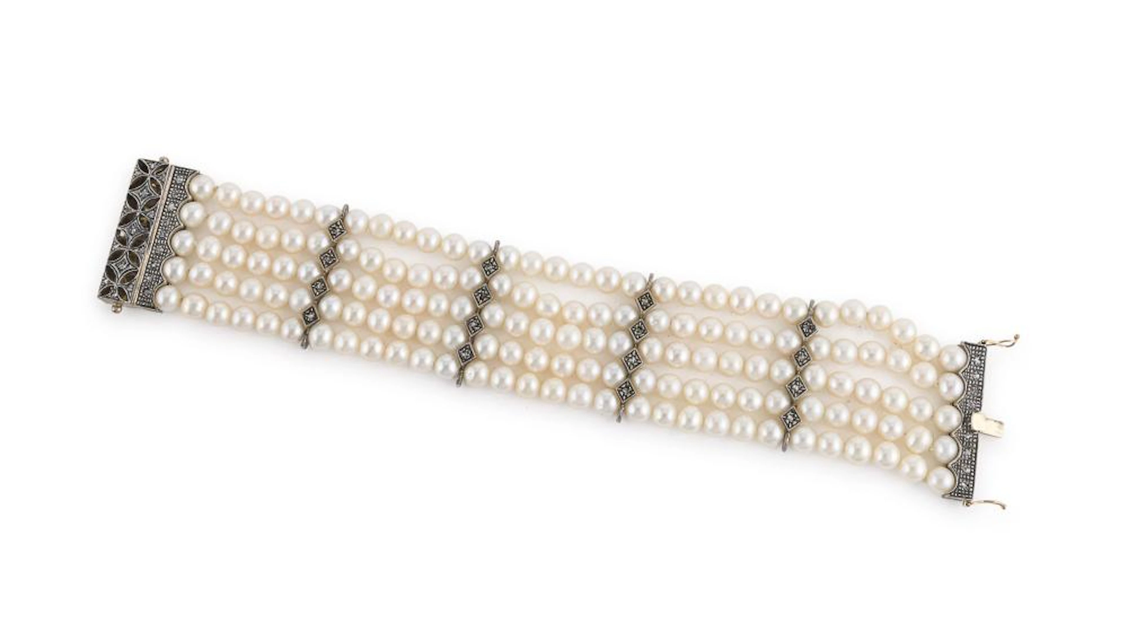 SILVER BRACELET WITH PEARLS