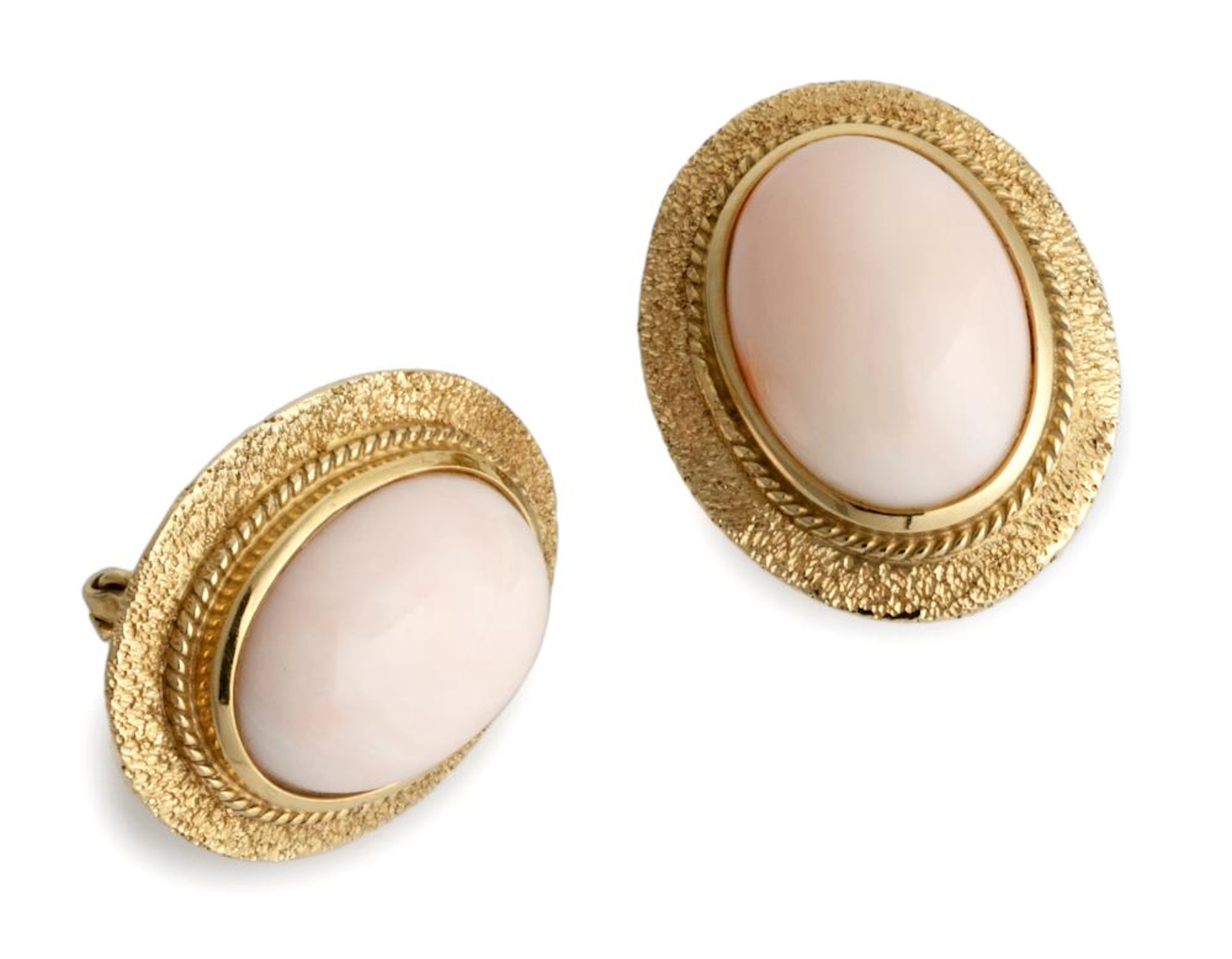 GOLD EARRINGS WITH PINK CORAL