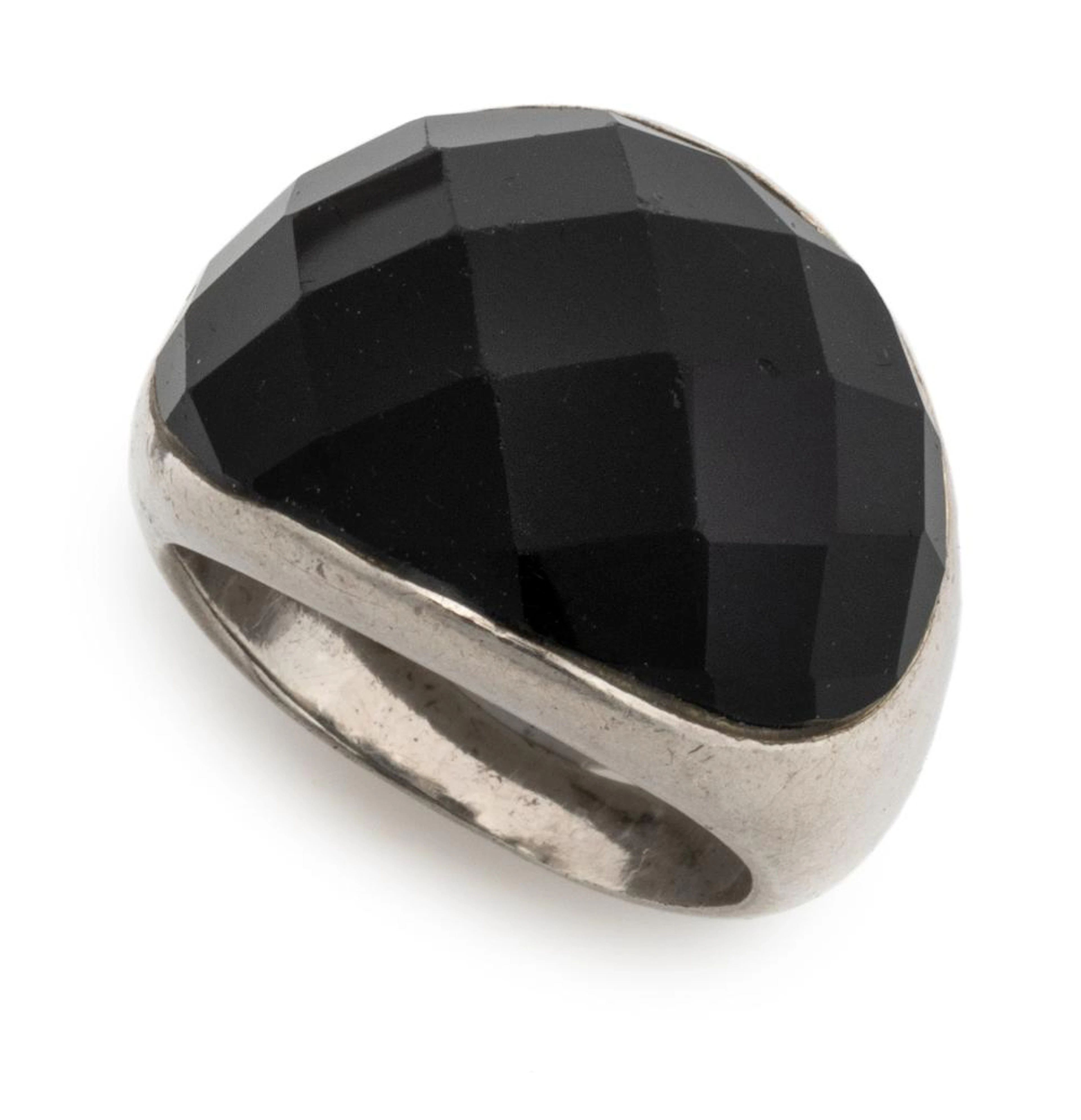 SILVER RING WITH ONYX