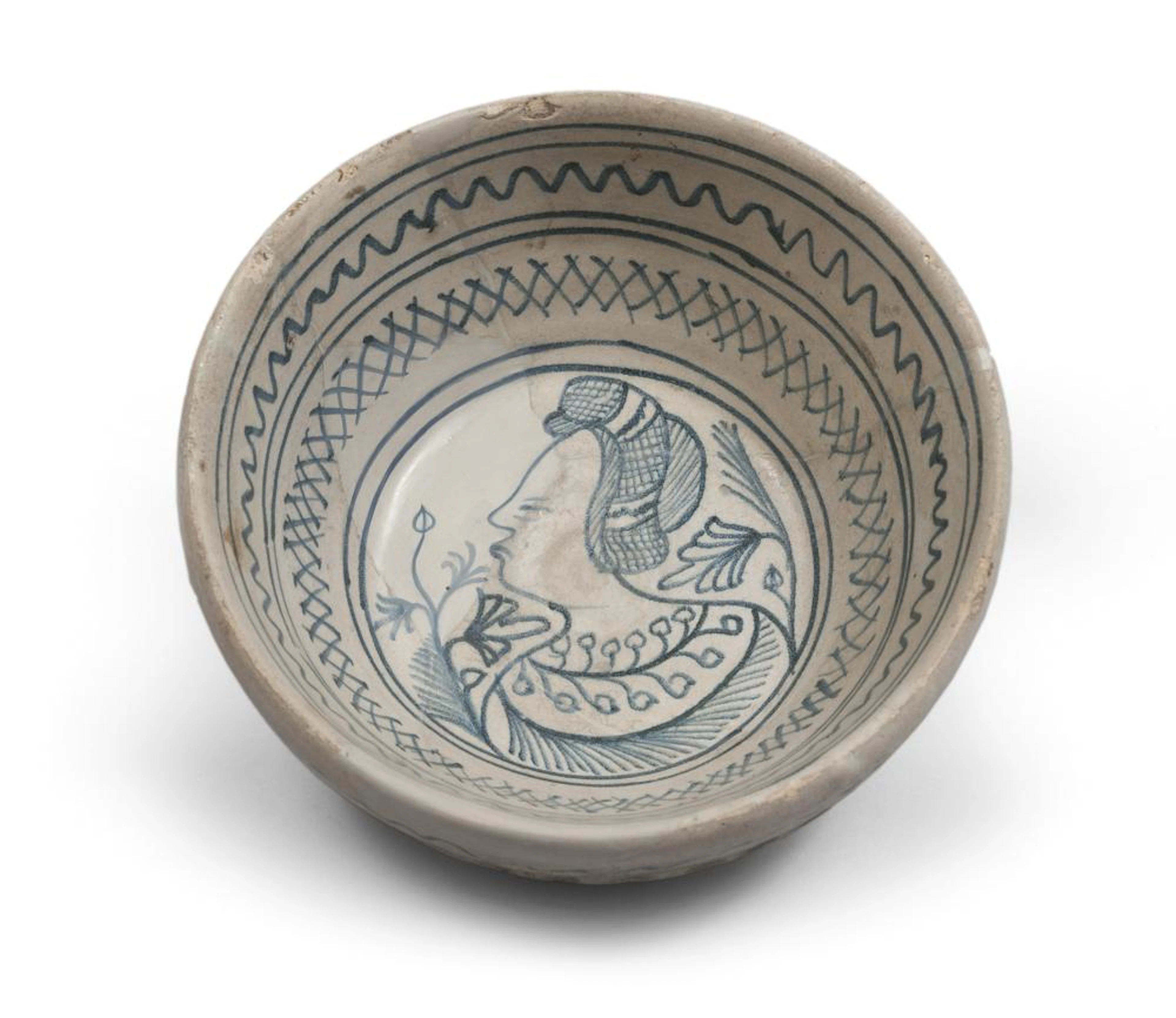 Maiolica Bowl, central Italy 16th century. Measures cm. 6,5 x 16.