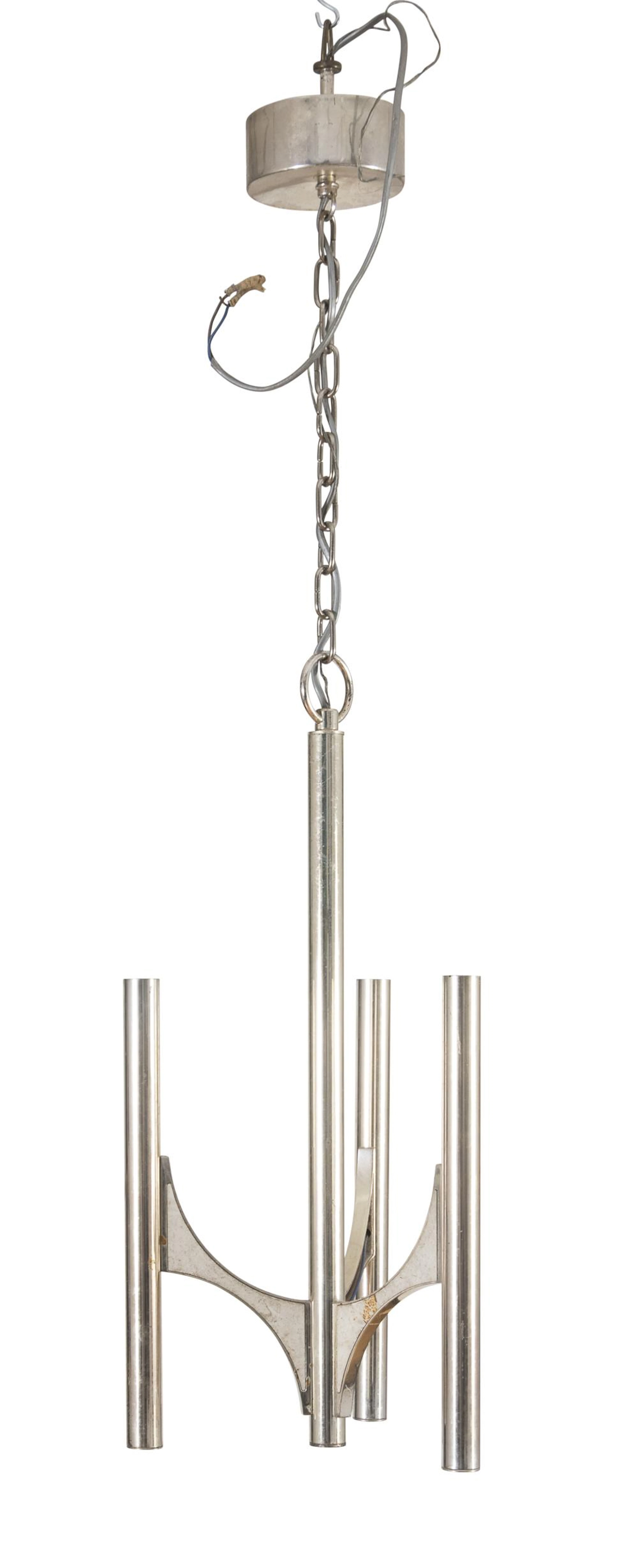 SMALL CHANDELIER IN CHROME METAL 70s