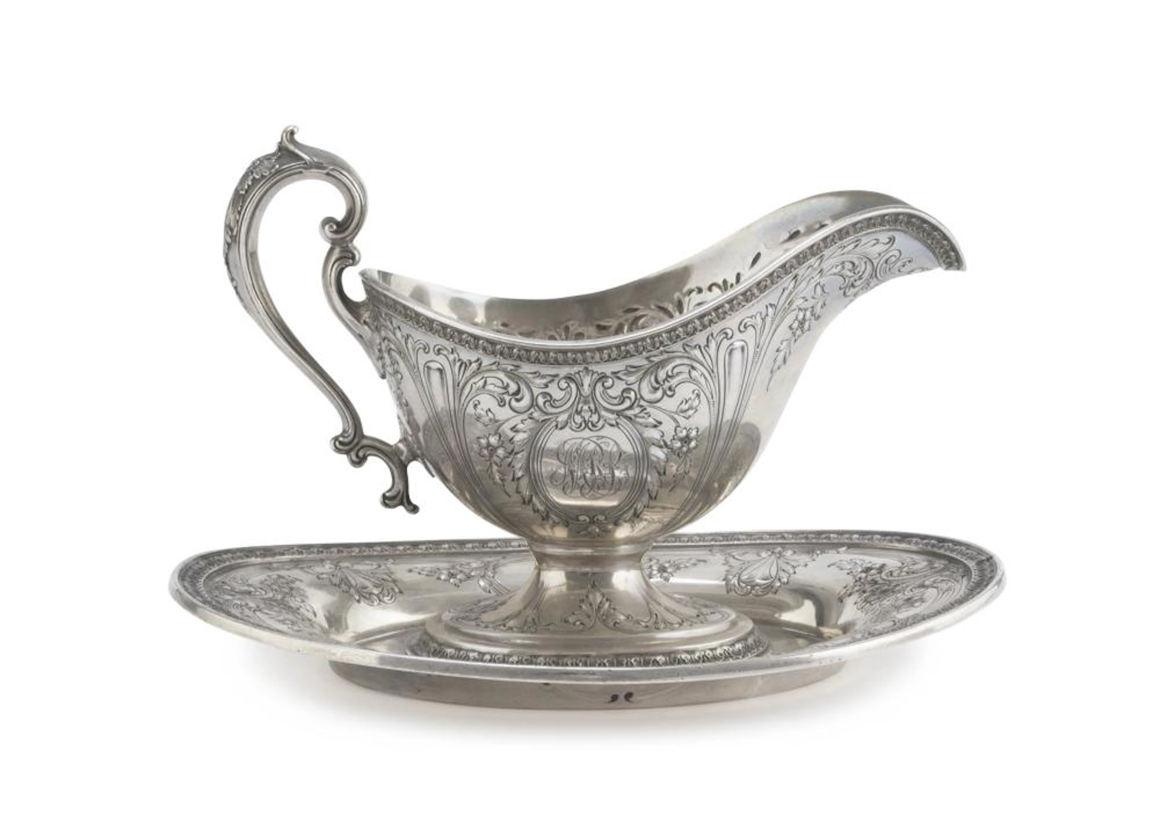 BEAUTIFUL GRAVY BOAT IN SILVER