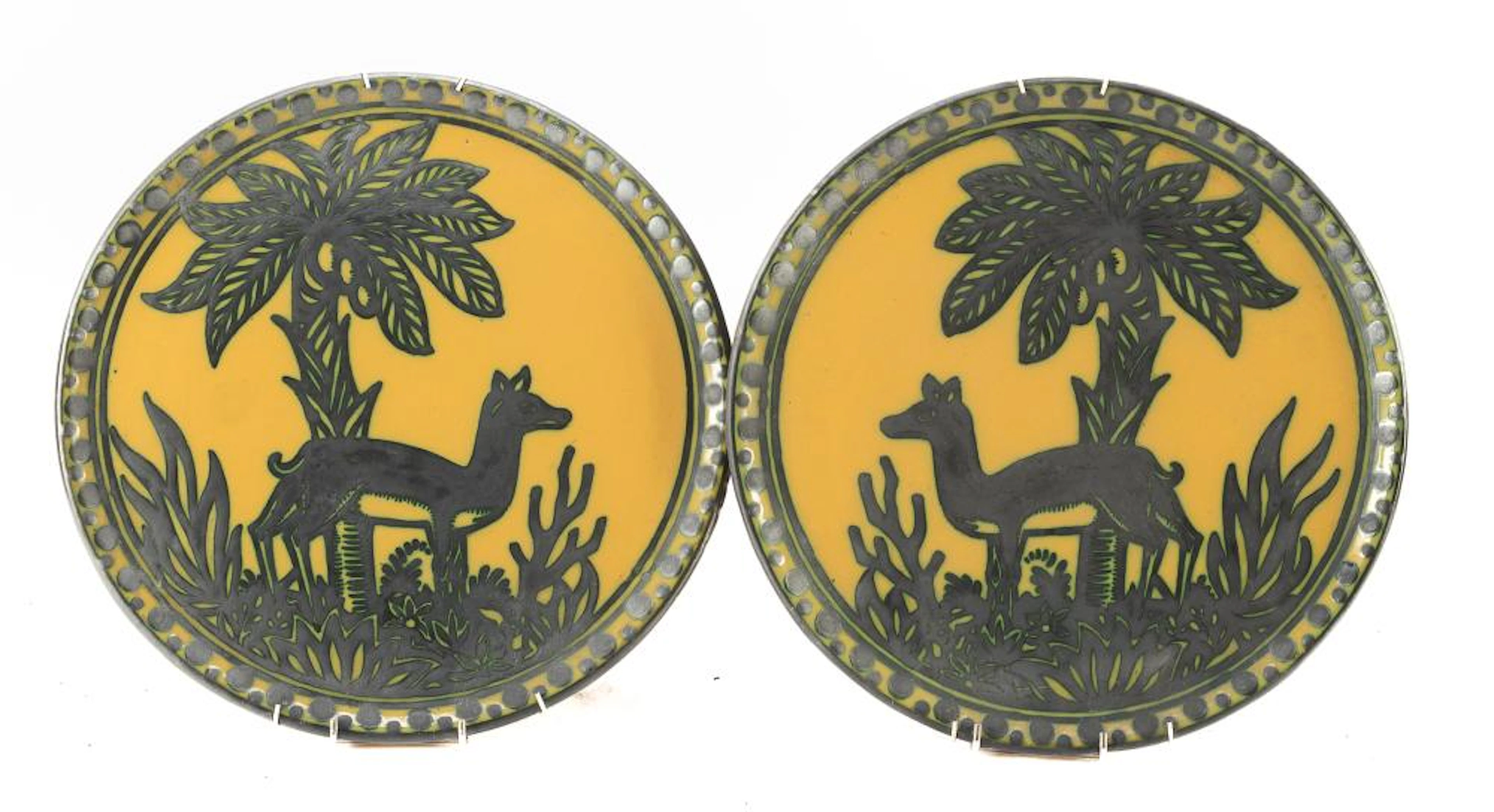 PAIR OF CERAMIC PLATES, ASCOLI