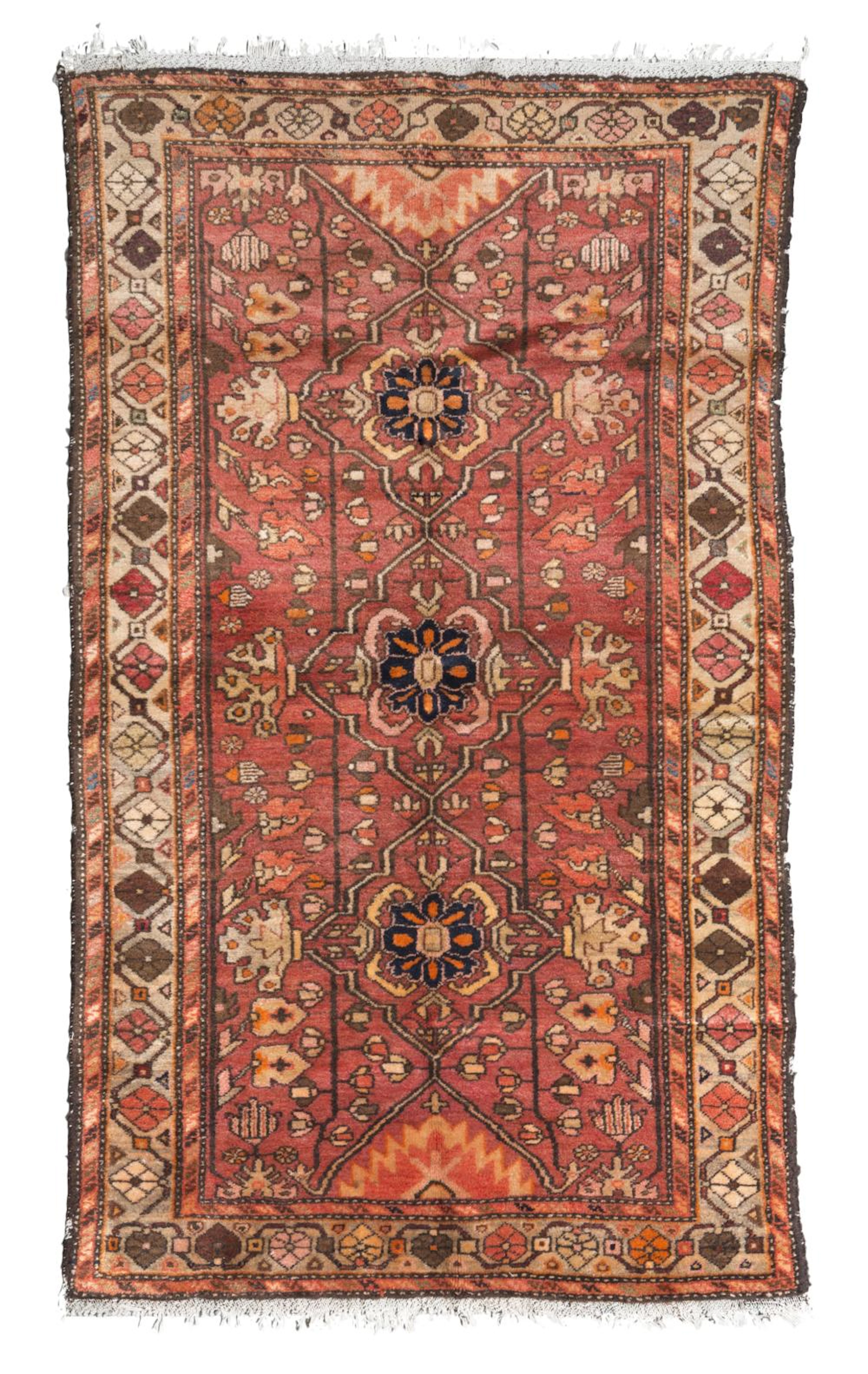 HAMADAN CARPET MID 20TH CENTURY