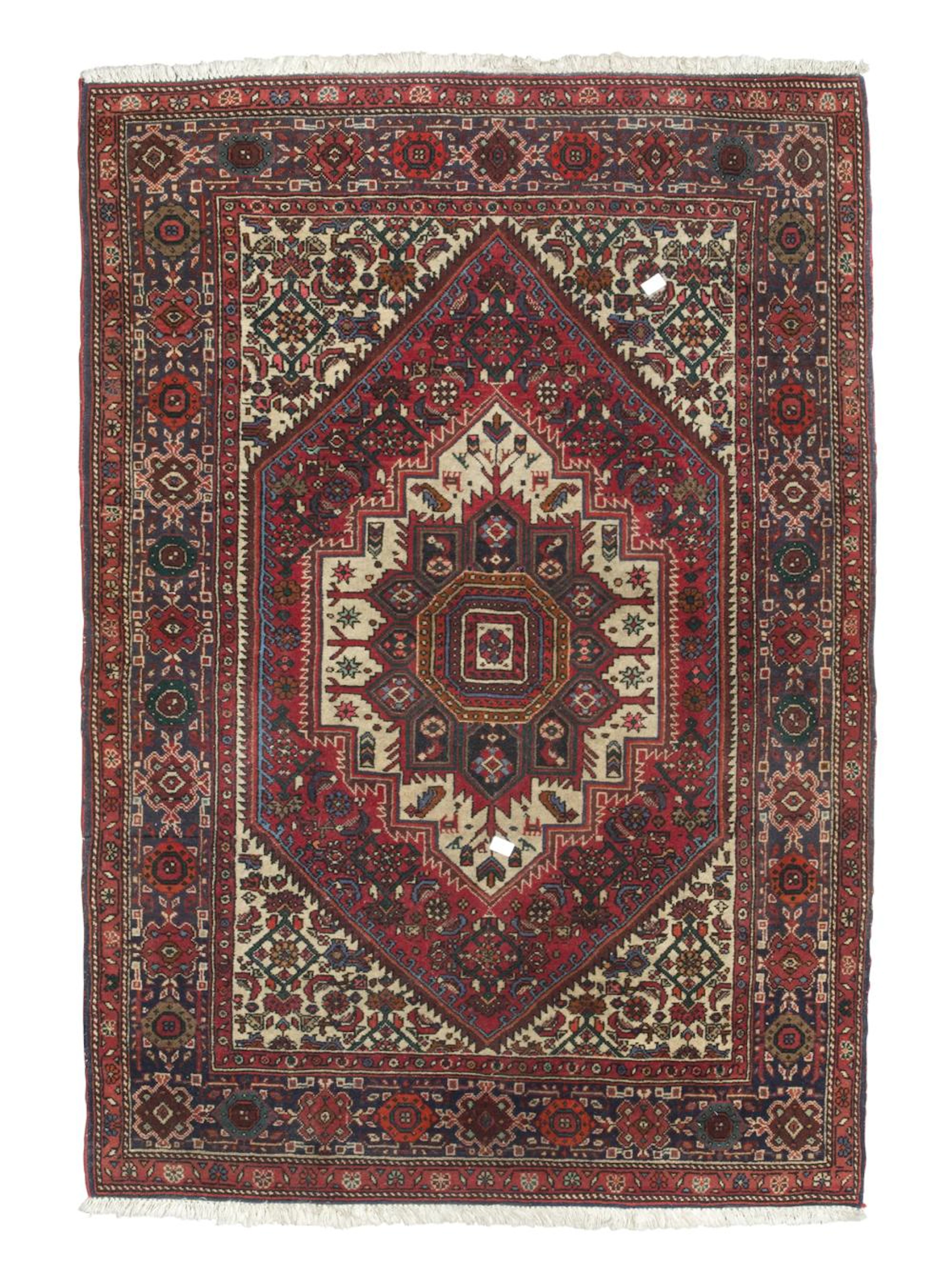 SMALL HAMADAN CARPET, EARLY 20TH CENTURY