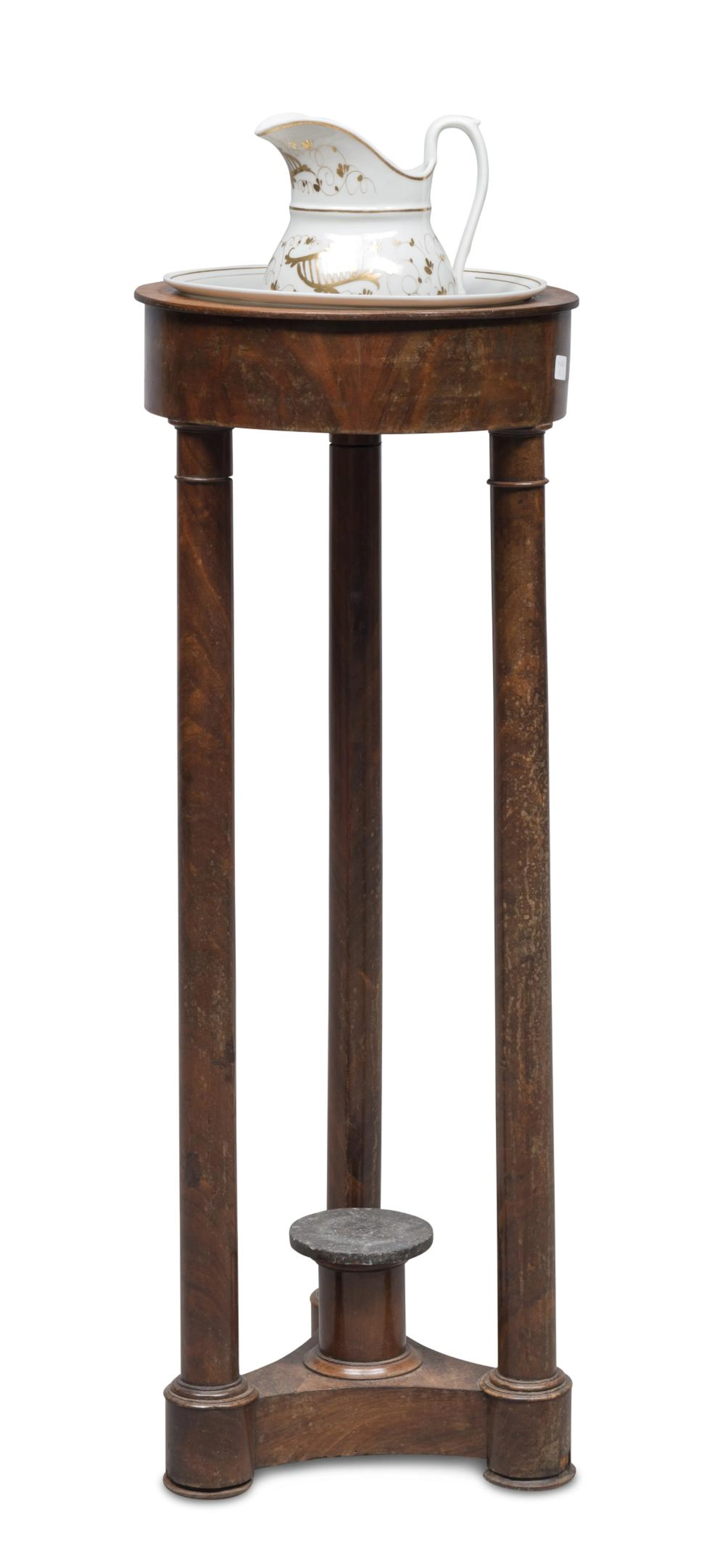 WASHSTAND SET IN WALNUT AND PORCELAIN, FIRST HALF 19TH CENTURY