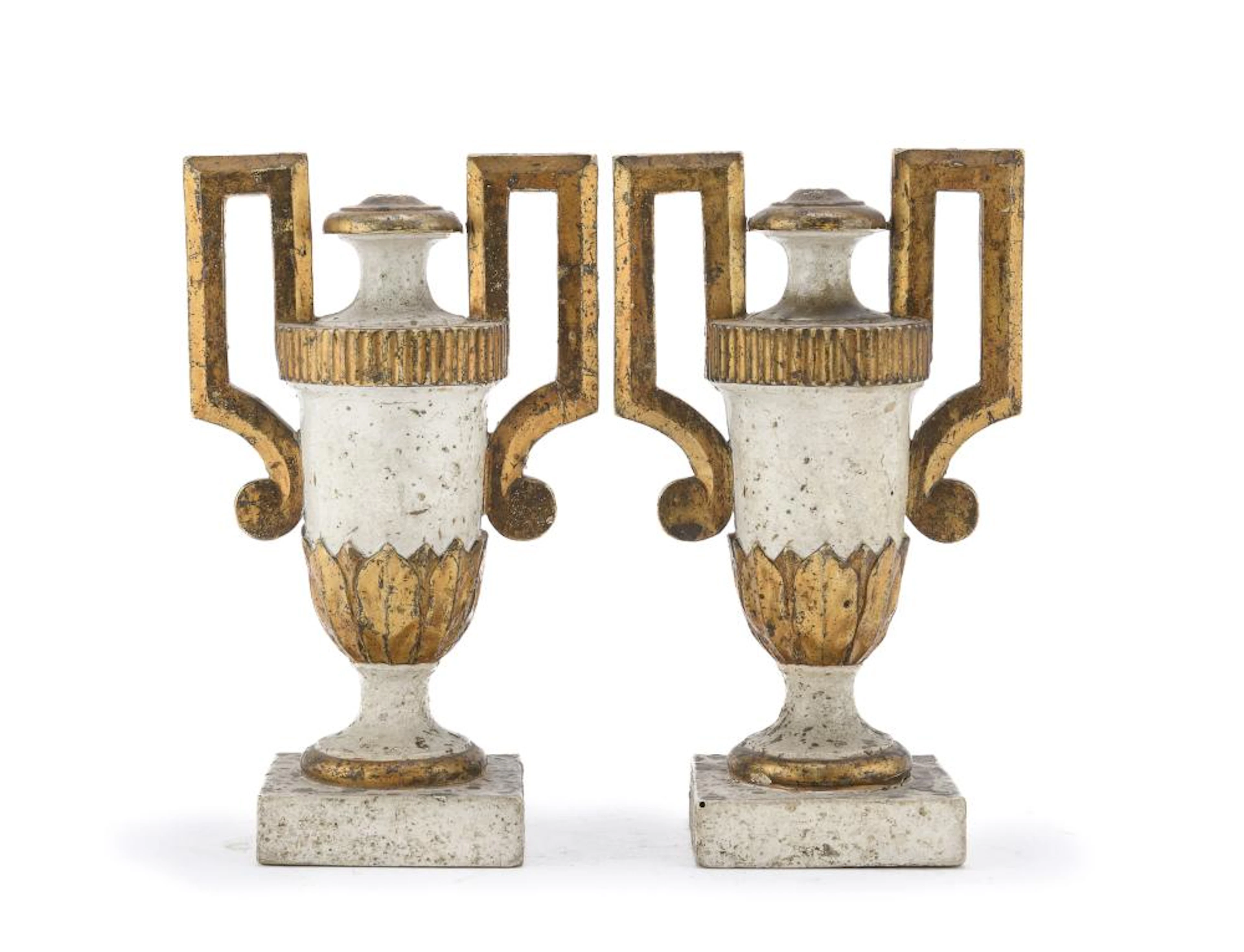 PAIR OF PORTAPALME IN LACQUERED WOOD, EARLY 19TH CENTURY